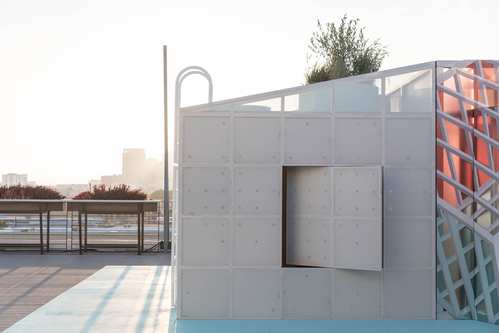 mini-living-urban-cabin-la-36 Mini Applies Its Skills To An ‘Urban Cabin’ In Los Angeles