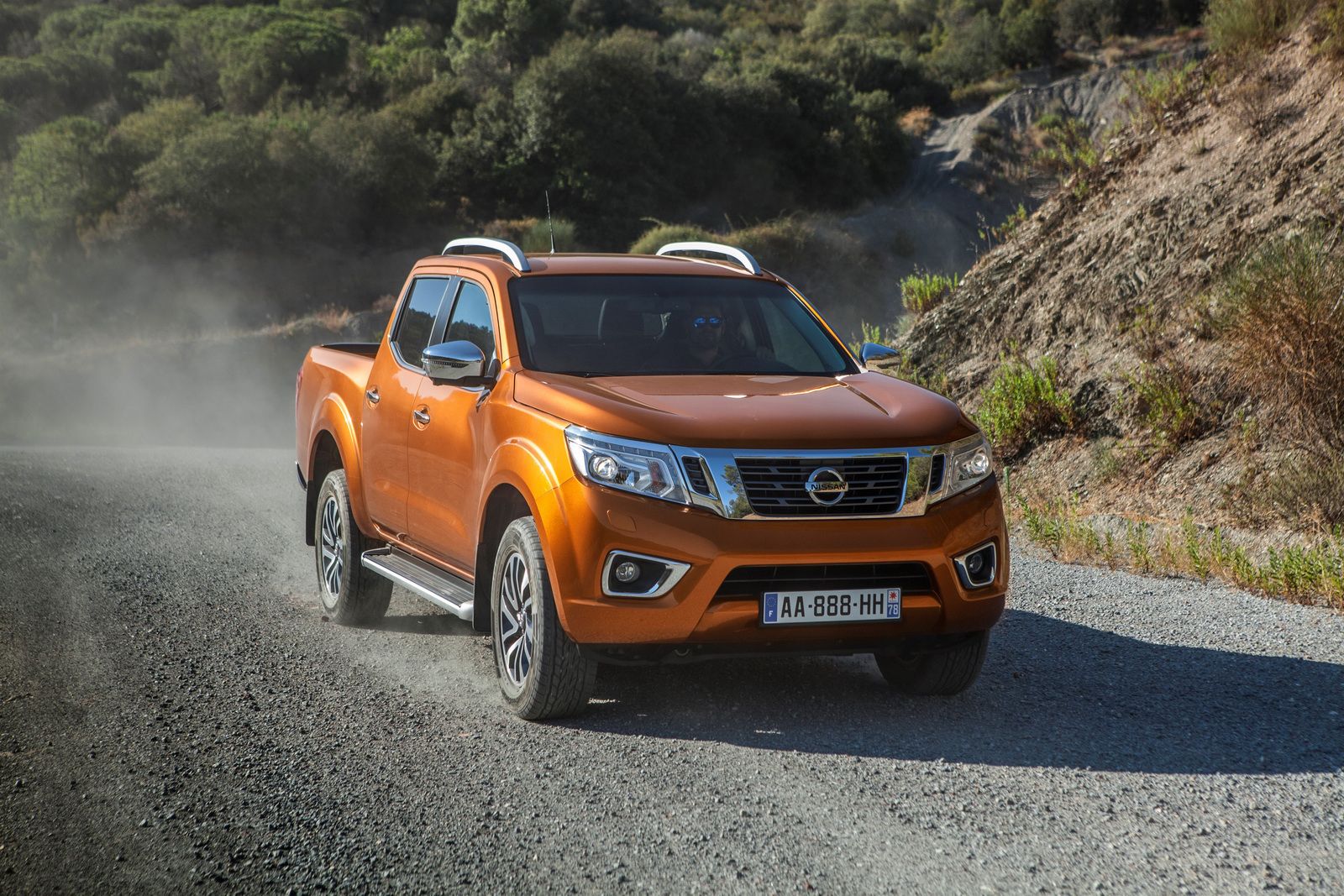 nissan-navara-diesel-6 Nissan Reportedly Cancels Development Of Diesels, Renault To Do The Same