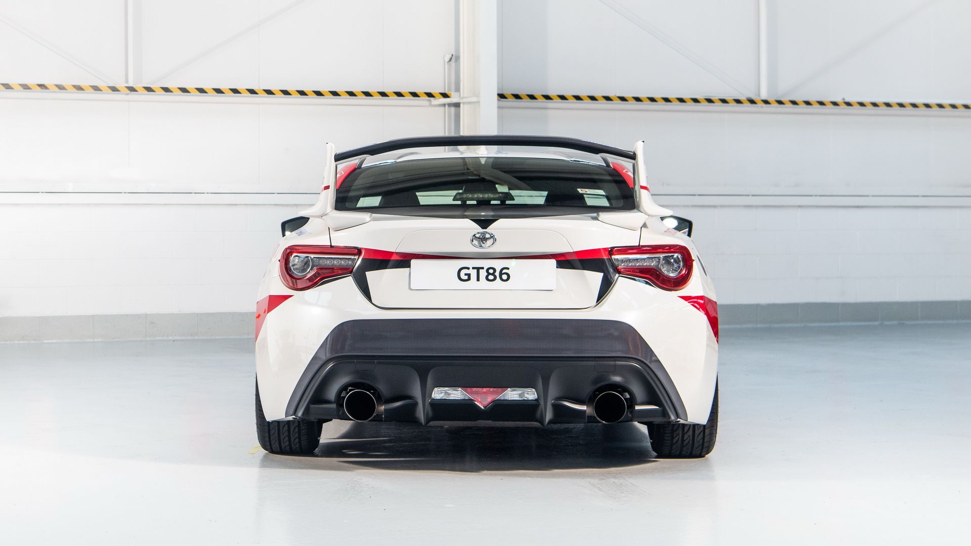 toyota-gt86-heritage-livery-24-hours-of-le-mans-11 Toyota GT86 Celebrates Le Mans 24 Hours With Trio Of Heritage Liveried Models