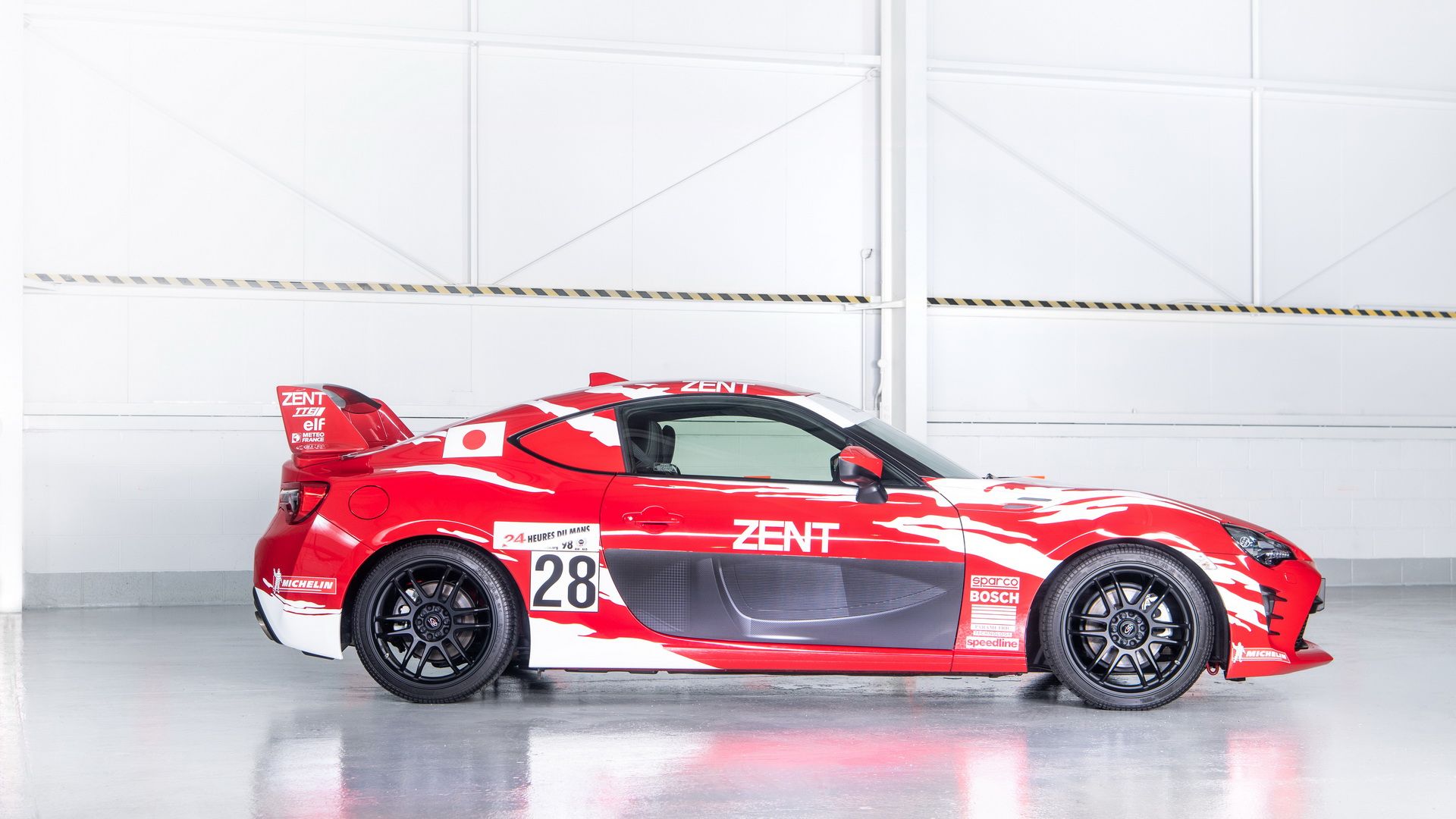 toyota-gt86-heritage-livery-24-hours-of-le-mans-13 Toyota GT86 Celebrates Le Mans 24 Hours With Trio Of Heritage Liveried Models