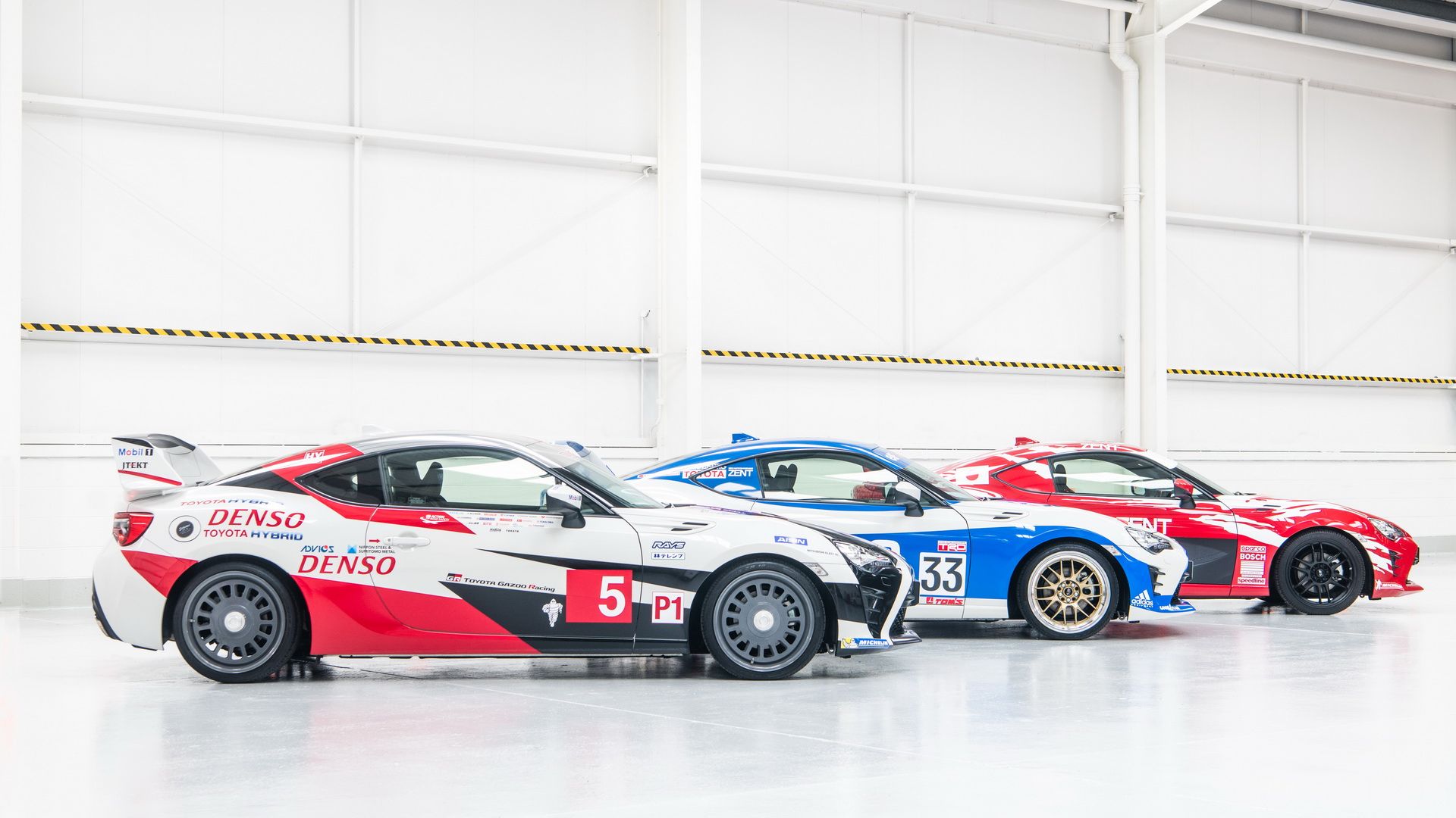 toyota-gt86-heritage-livery-24-hours-of-le-mans-18 Toyota GT86 Celebrates Le Mans 24 Hours With Trio Of Heritage Liveried Models