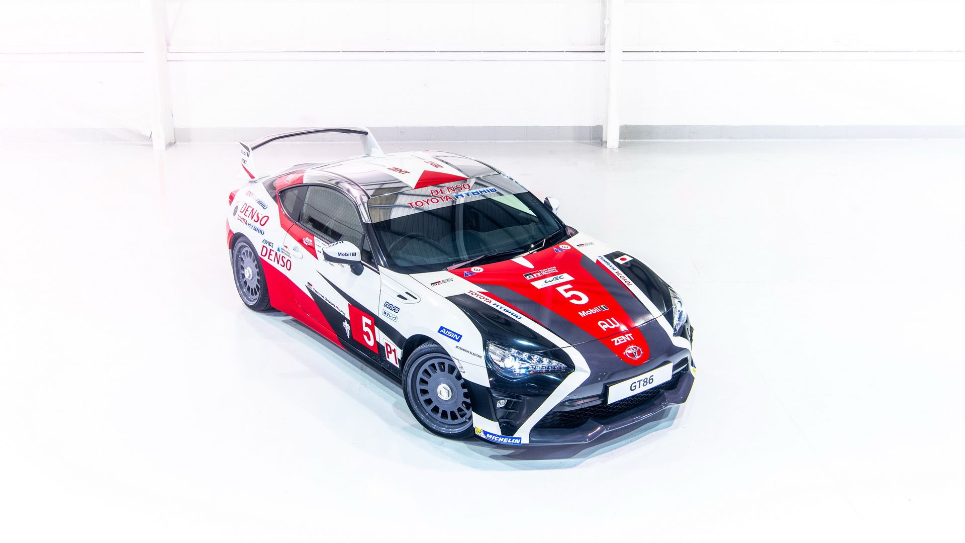 toyota-gt86-heritage-livery-24-hours-of-le-mans-23 Toyota GT86 Celebrates Le Mans 24 Hours With Trio Of Heritage Liveried Models