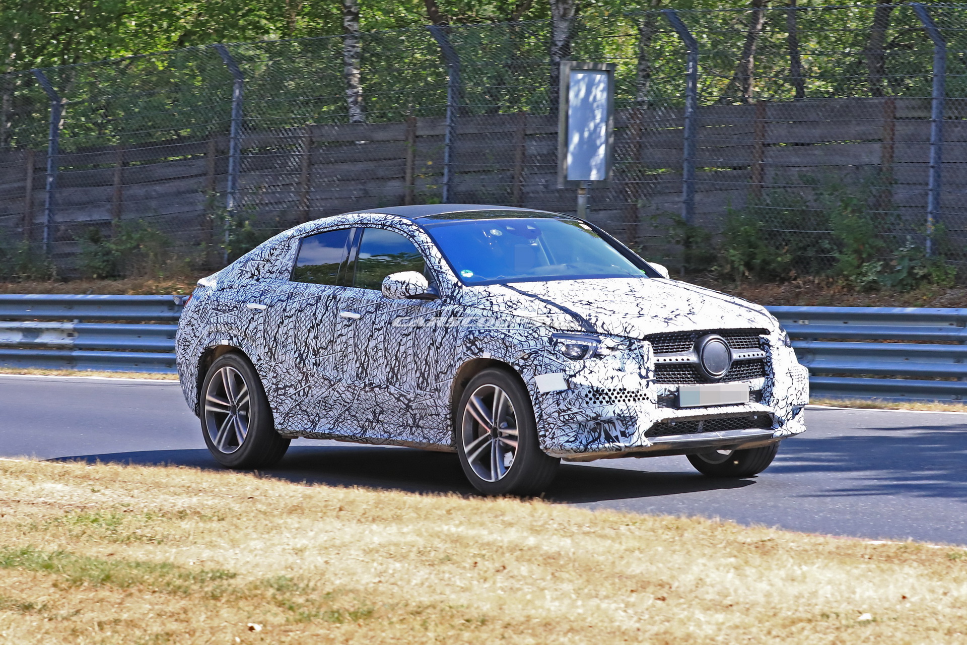 2019 Mercedes-Benz GLE Coupe-14 2020 Mercedes GLE Coupe Teased Ahead Of August 28th Debut