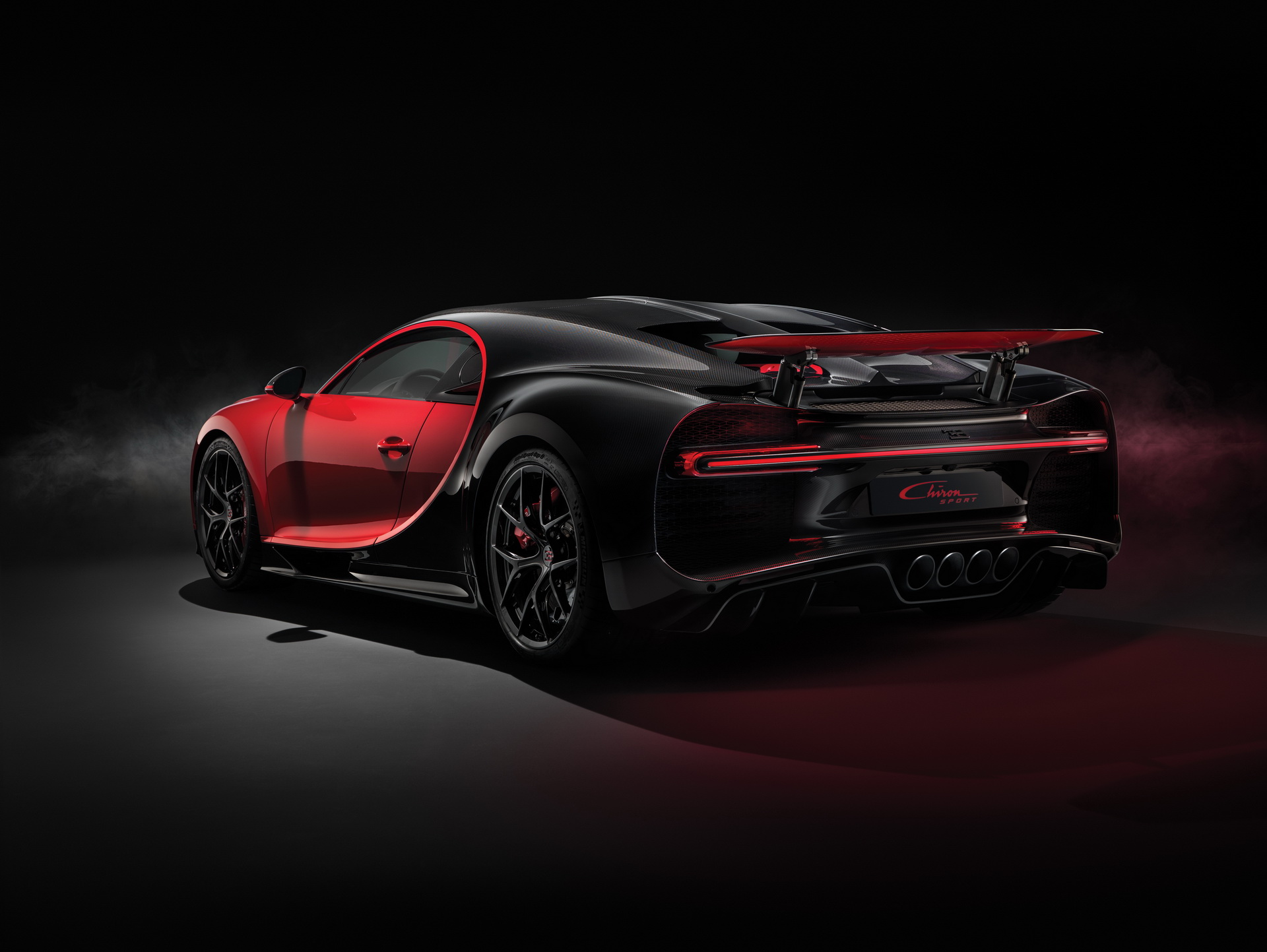 Bugatti-Chiron-Divo-Pebble-Beach-4 New Bugatti Chiron Divo Could Cost $6 Million, Premiere At Pebble Beach