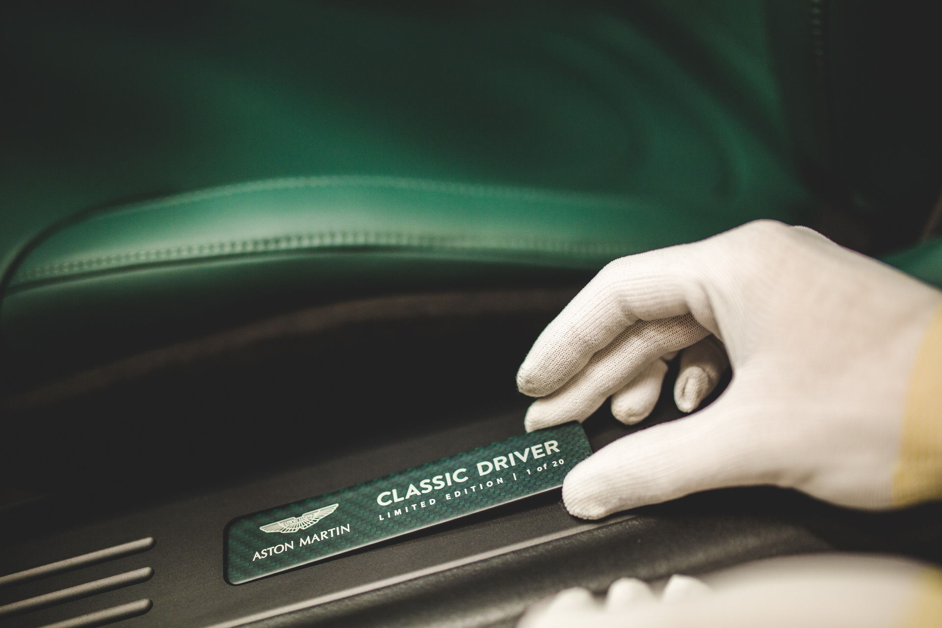 aston-db11-special-editions-by-q-4 Q By Aston Martin Churns Out Two Special Edition DB11s