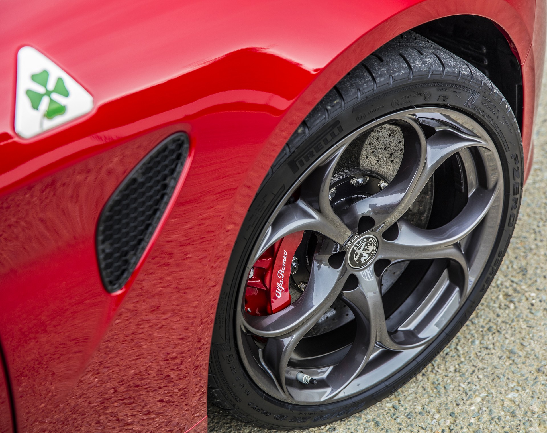 2019-Alfa-Romeo-Giulia-91 2019 Alfa Romeo Giulia Gains New Styling Packages, Additional Equipment