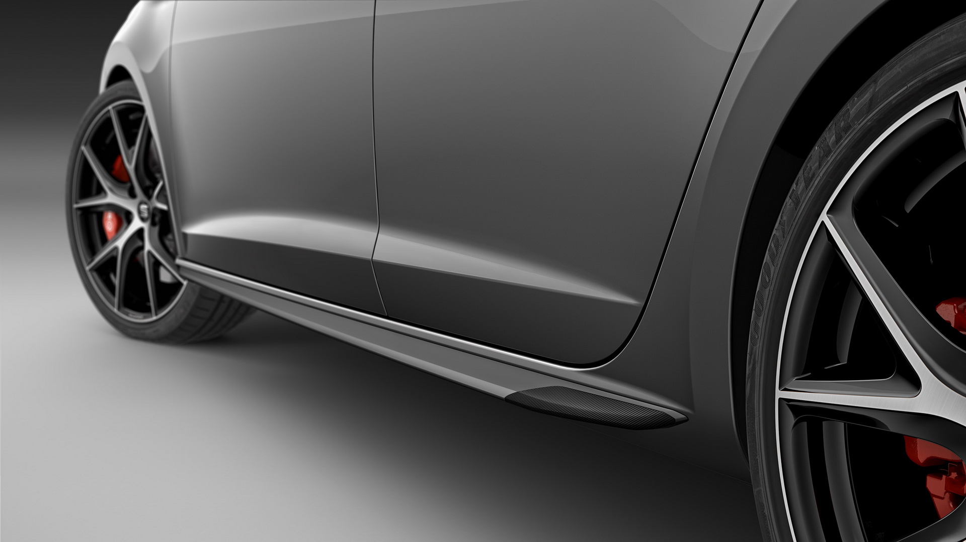 LEON-ST-CUPRA-05 SEAT’s New Limited Leon ST Cupra Carbon Edition Is One Hot Wagon