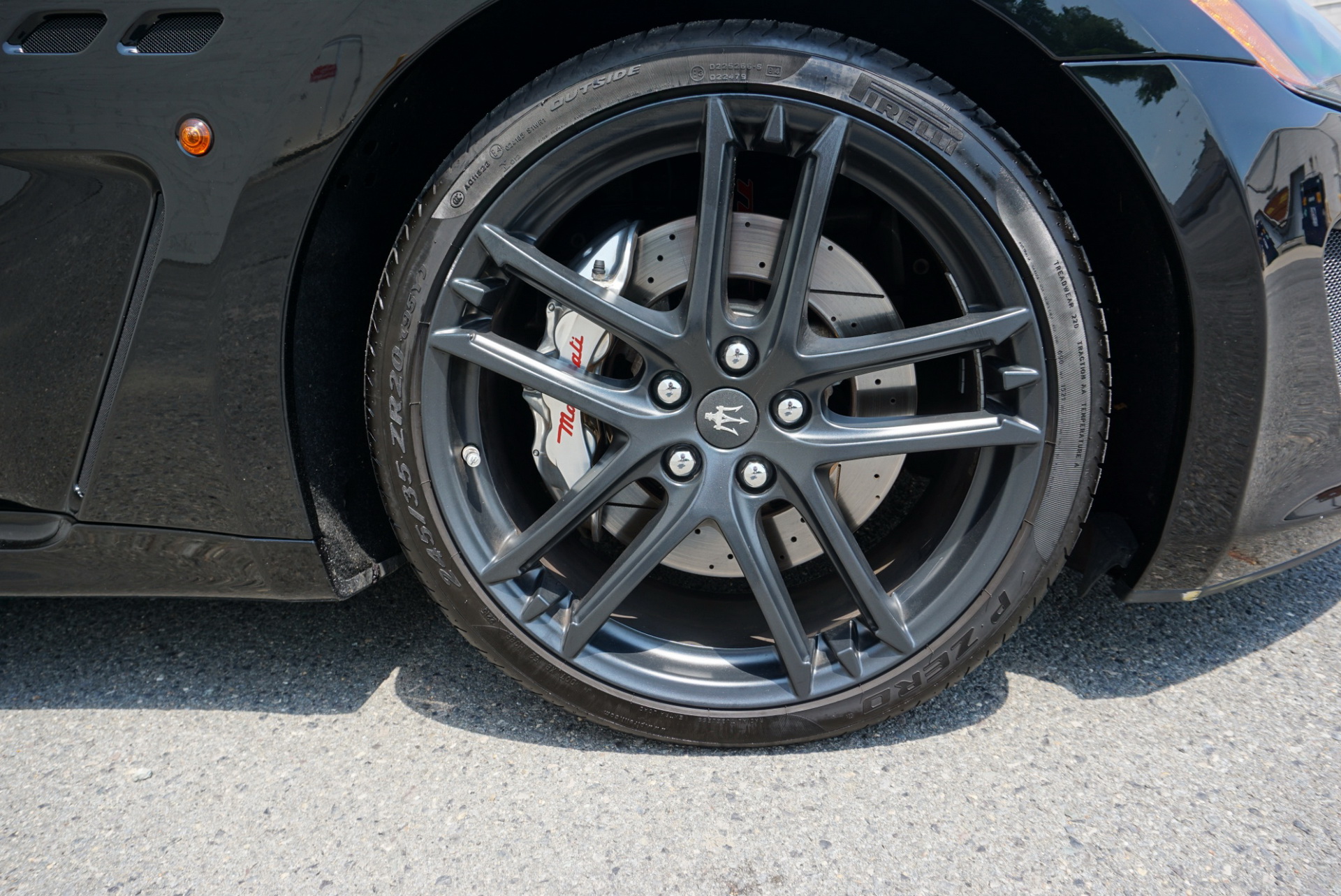 2012-maserati-granturismo-mc-auction-33 2012 Maserati GranTurismo MC Is The Italian Exotic You Might Afford