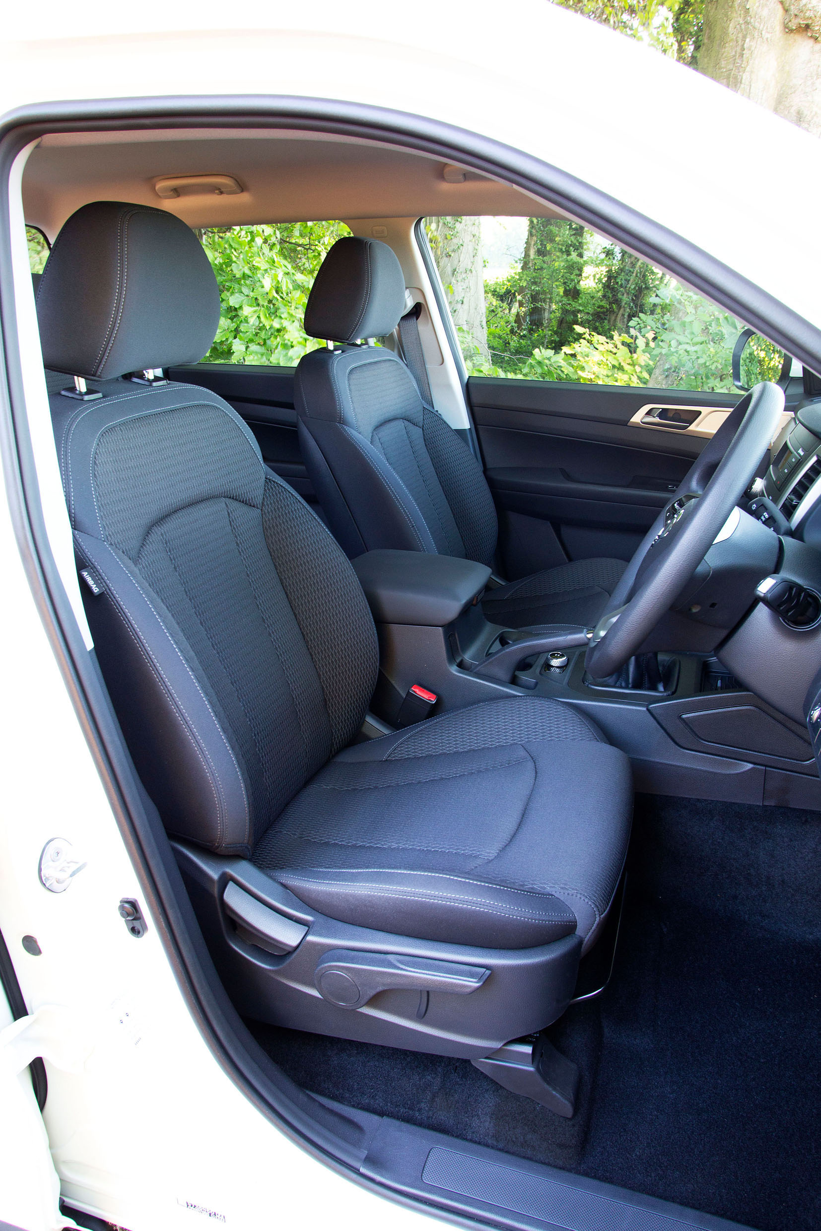 Ssangyong-Musso--Pickup-28 New Ssangyong Musso Pickup Priced From £19,995* In The UK