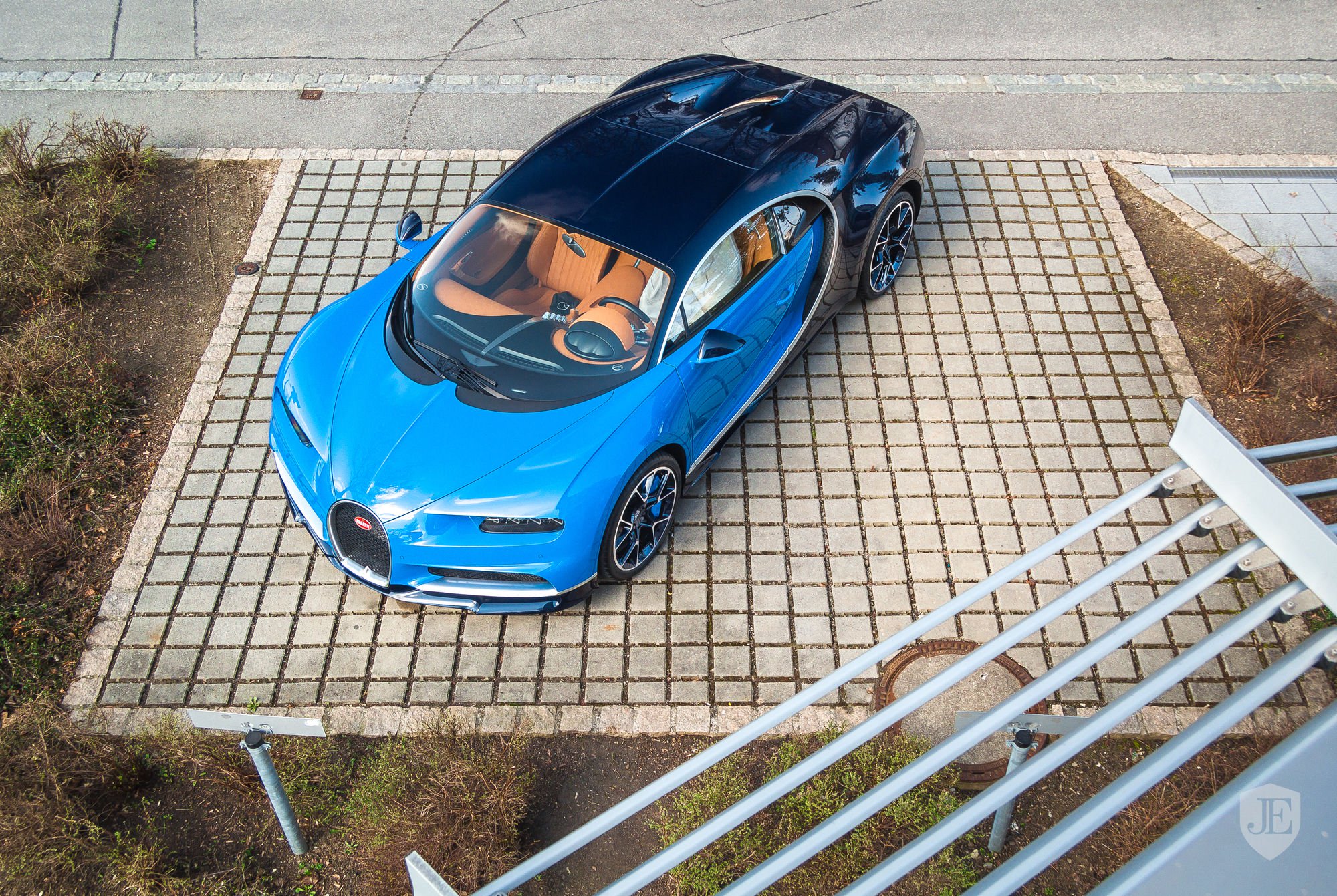 Bugatti-Chiron-For-Sale-2 Blue Bugatti Chiron Available Right Now For ‘Just’ $3.8 Million