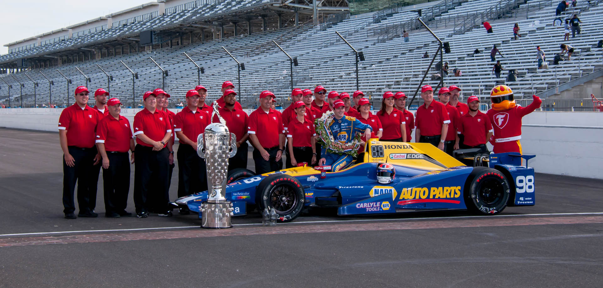 alex-rossi-dallara-honda-dw12-auction-24 100th Indianapolis 500-Winning Car Looking For A New Home