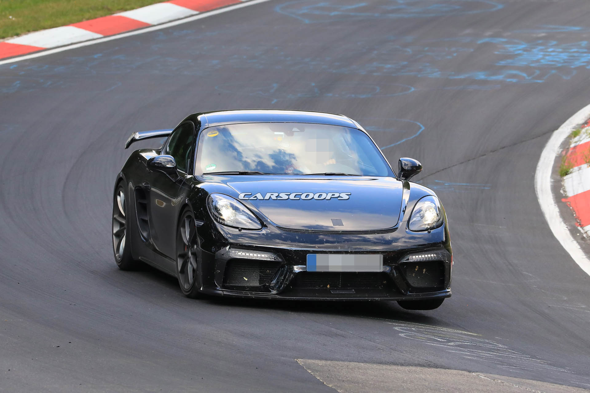 porsche-718-cayman-gt4-wing-scoop-15 2019 Porsche Cayman GT4 Is The Six-Pot 718 That Purists Have Been Waiting For (Updated)