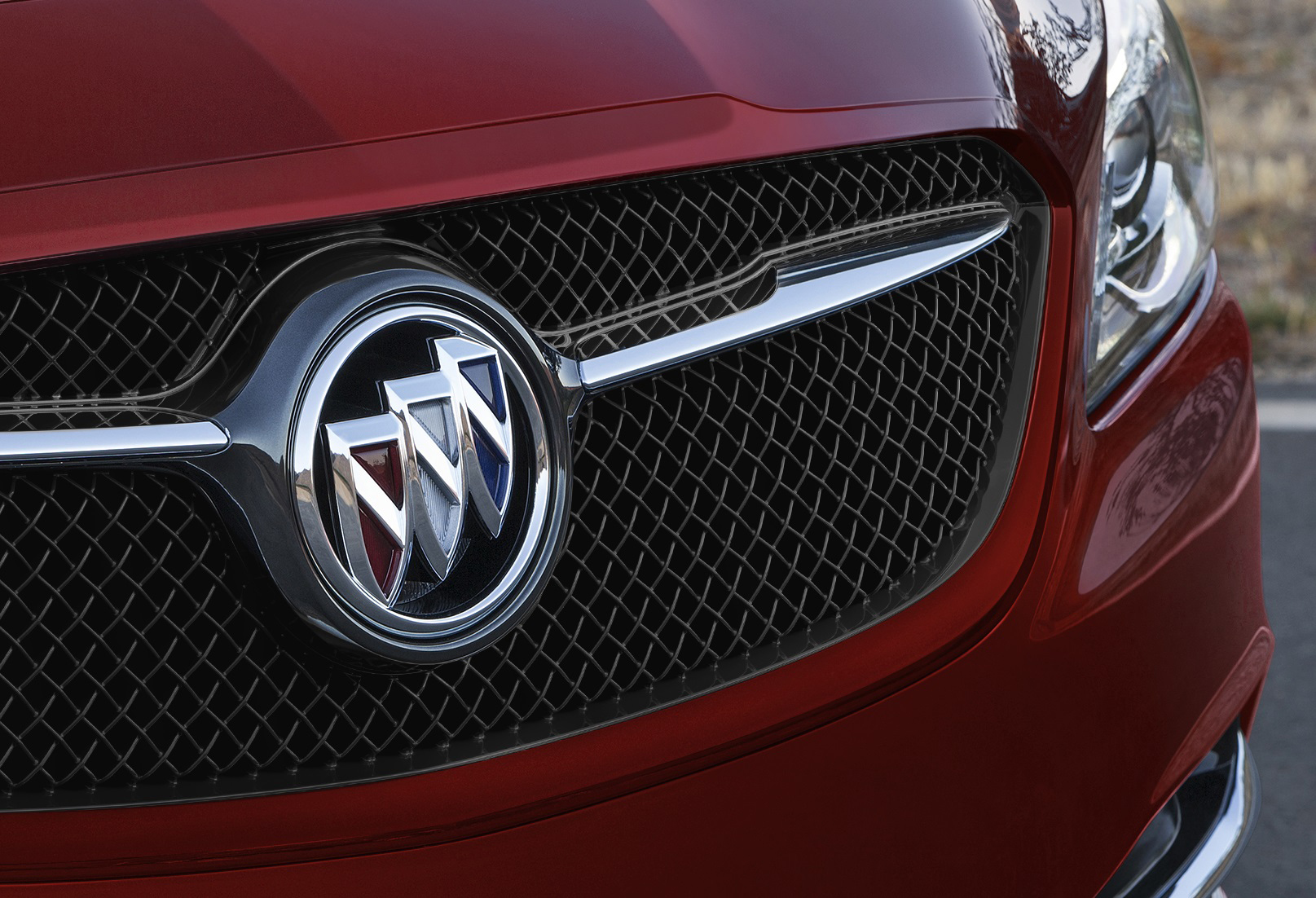 buick-lacrosse-sport-touring-version-2 2019 Buick LaCrosse Range Gains Sport Touring Version For $40,295