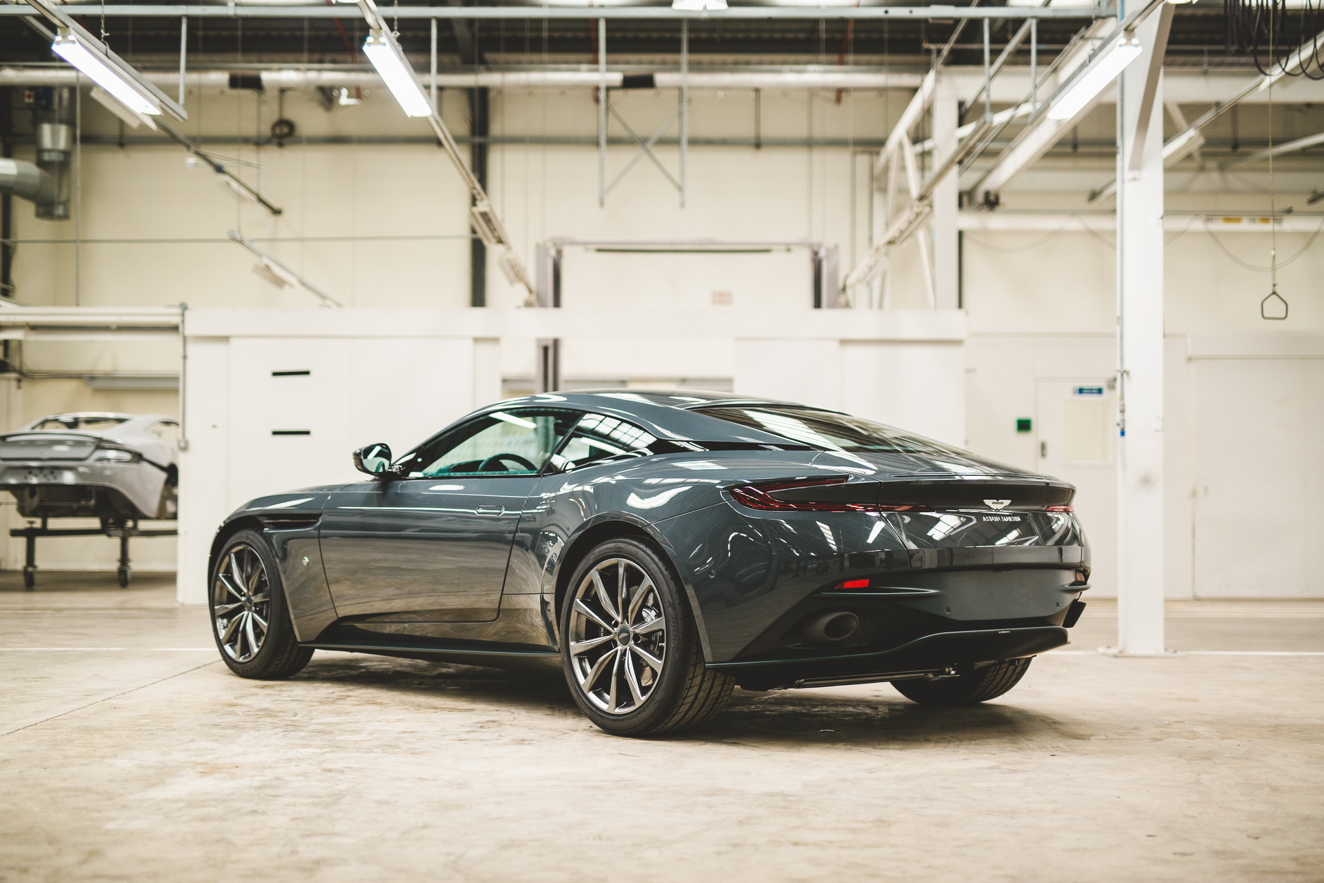 aston-db11-special-editions-by-q-2 Q By Aston Martin Churns Out Two Special Edition DB11s