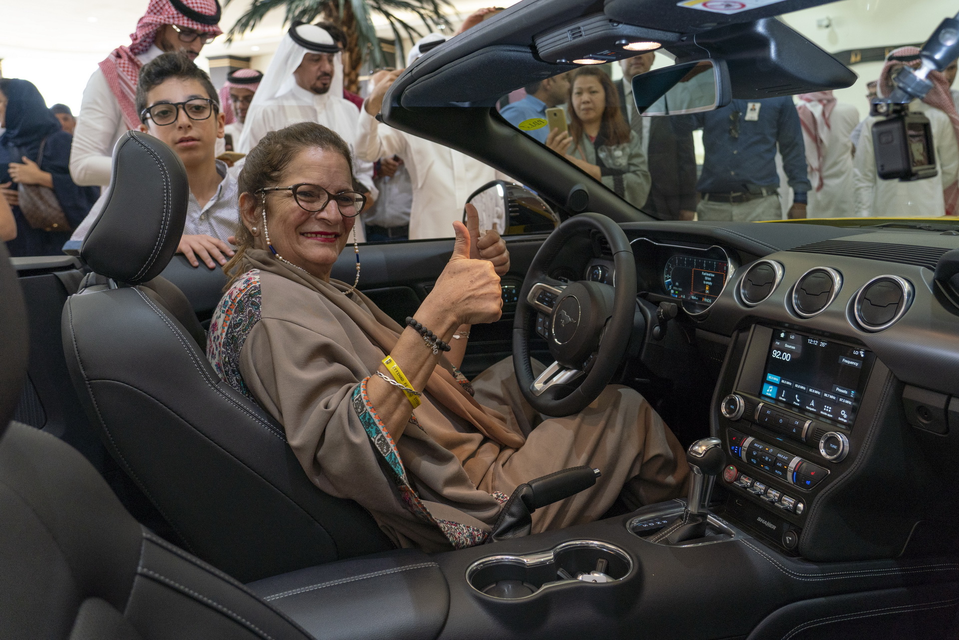 ford-mustang-gt-saudi-arabia-woman-car-driving-2 Ford Gives Saudi Woman Activist A Free Mustang GT After Driving Ban Lifted
