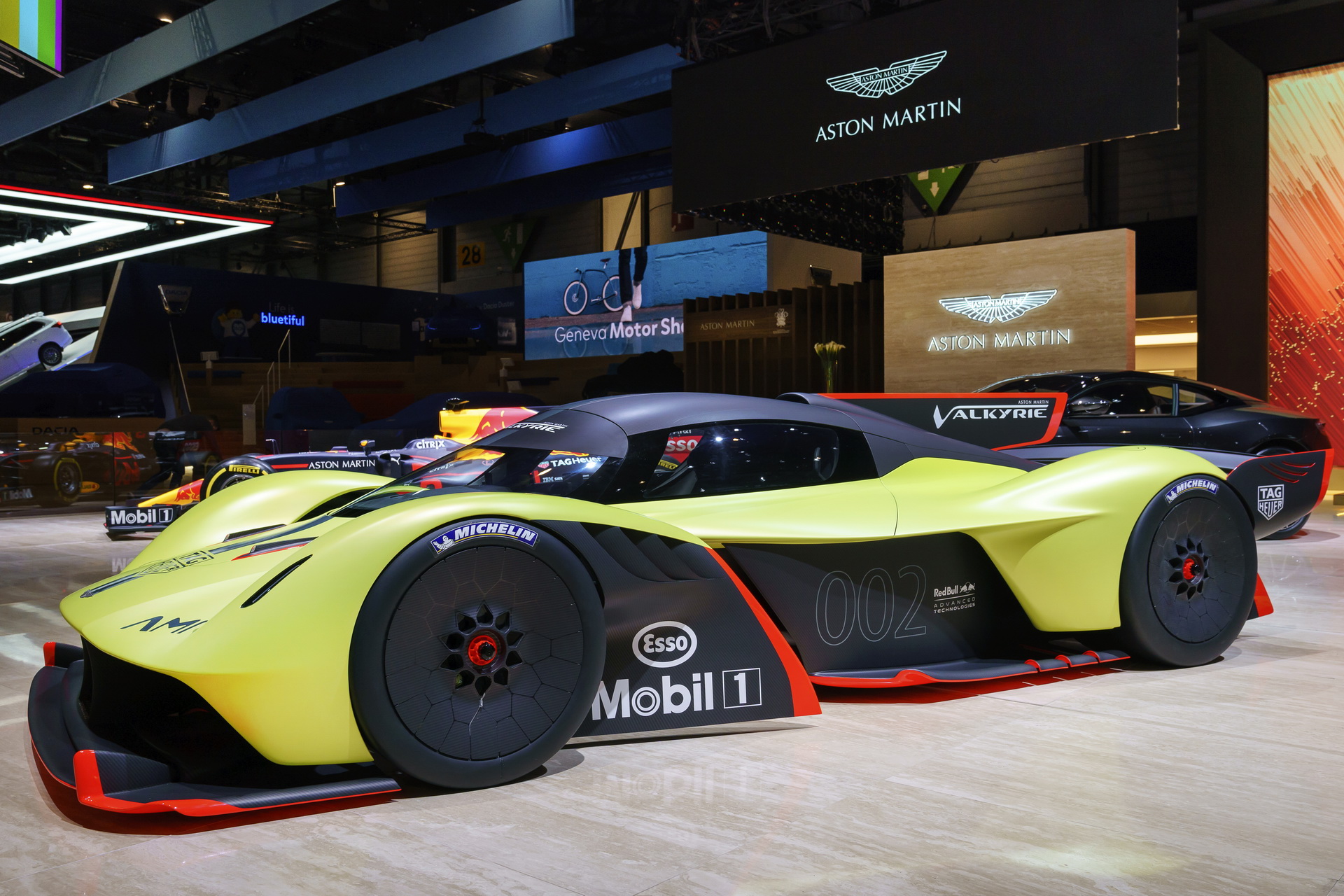 AM-Valkyrie-AMRPro-03 Aston Martin Valkyrie Could Beat Porsche’s Nurburgring Record