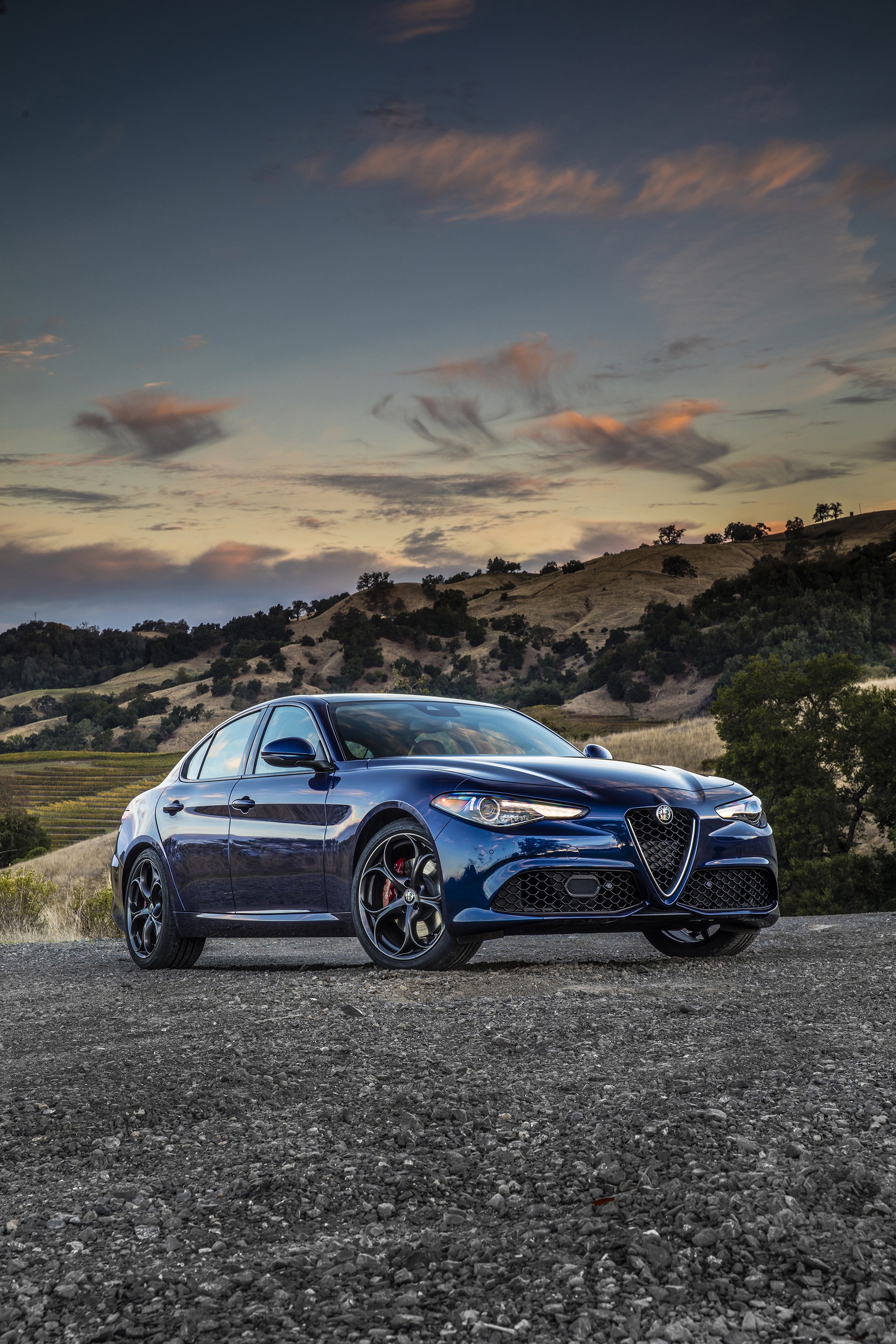 2019-Alfa-Romeo-Giulia-5 2019 Alfa Romeo Giulia Gains New Styling Packages, Additional Equipment