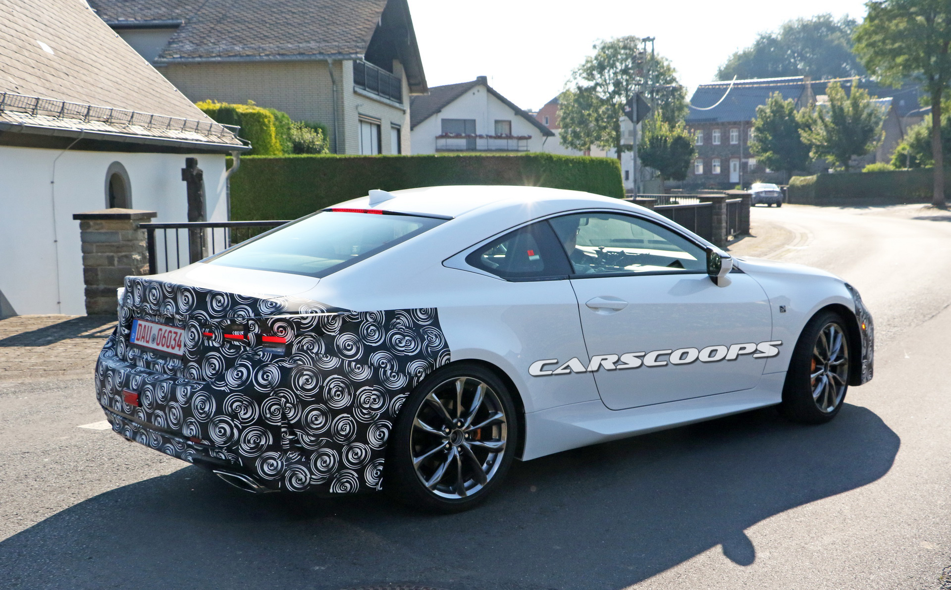 Lexus-RC-facelift-14 2019 Lexus RC Facelift Will Actually Fix One Of Its Most Controversial Points