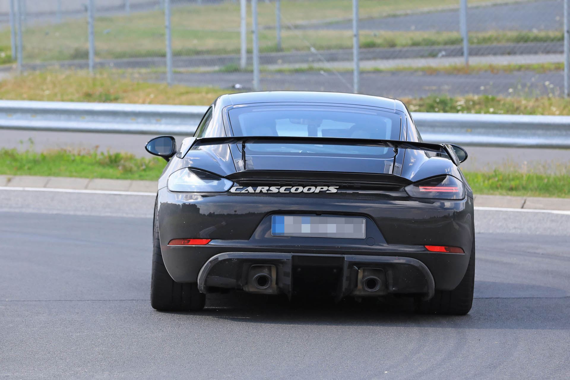 porsche-718-cayman-gt4-wing-scoop-12 2019 Porsche Cayman GT4 Is The Six-Pot 718 That Purists Have Been Waiting For (Updated)