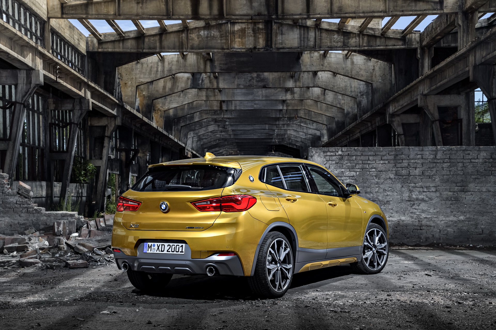 bmw-x2-5 BMW X2 Fails To Score An Award With The IIHS Over Head Restraints