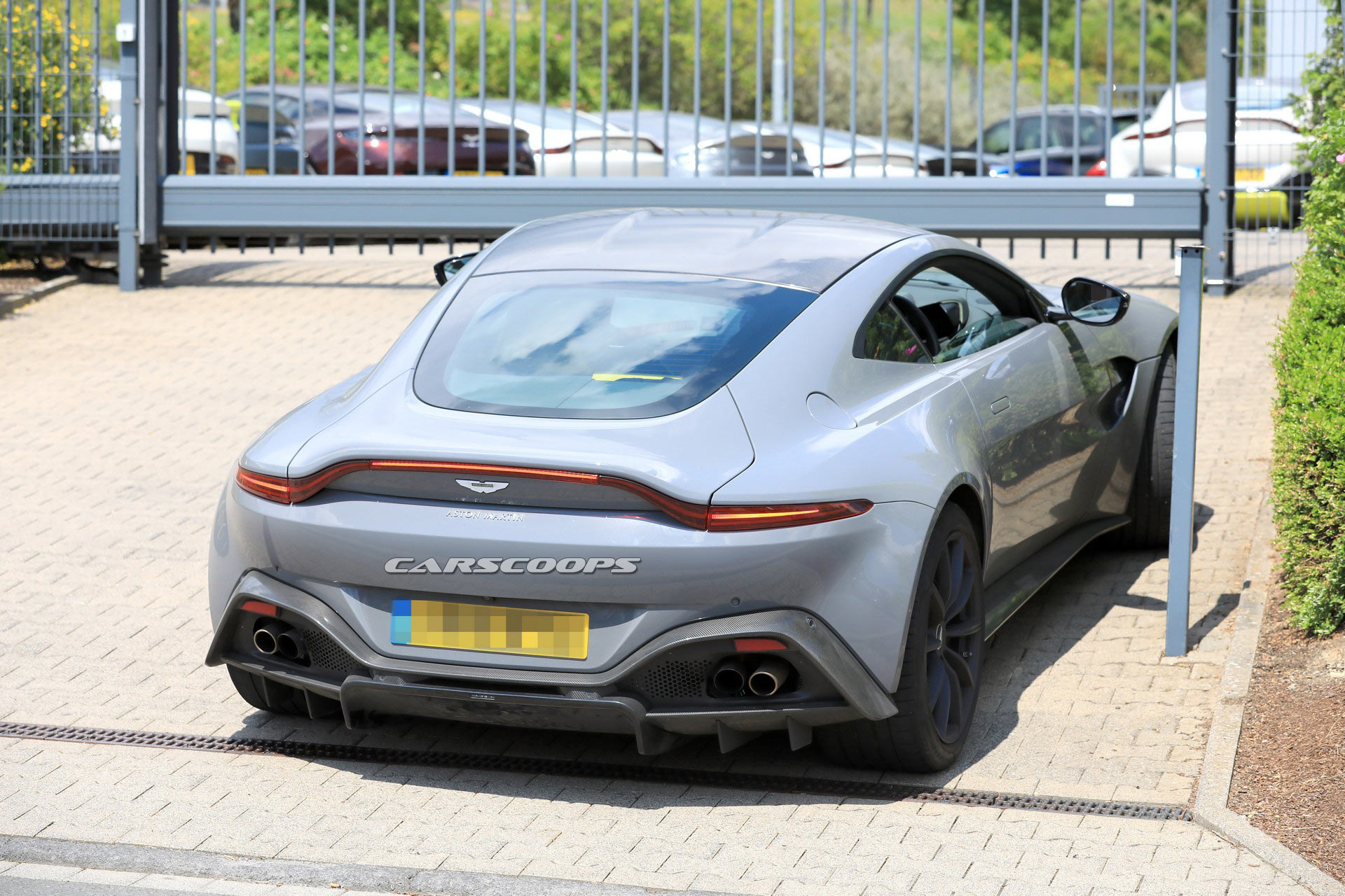 Aston-Martin-Vantage-S-20 Aston Martin Vantage S Spied With Beefier Brakes And A Four-Tailpipe Exhaust