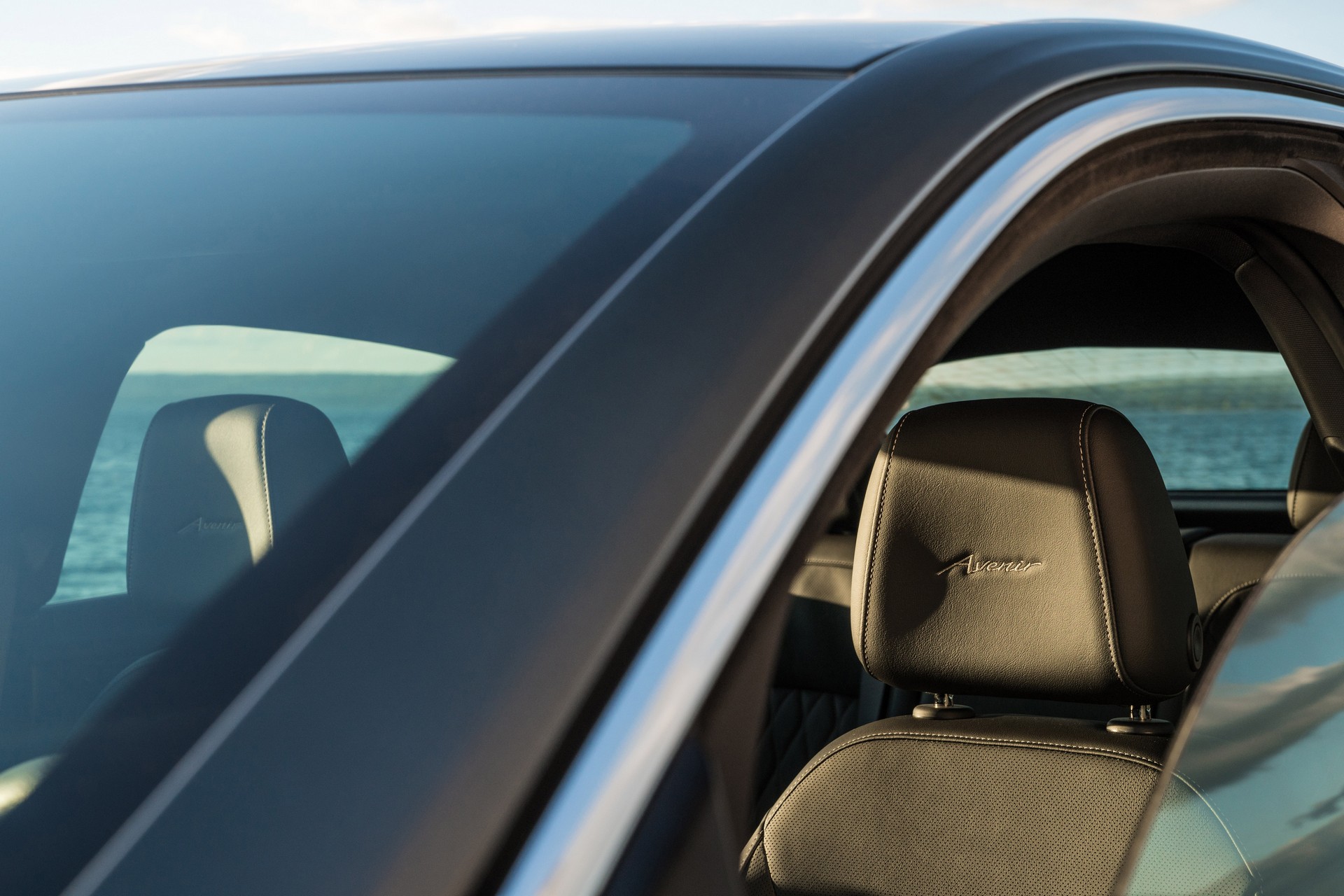 Buick Regal Avenir-11 2019 Buick Regal Avenir Debuts With Upscale Styling And New Technology