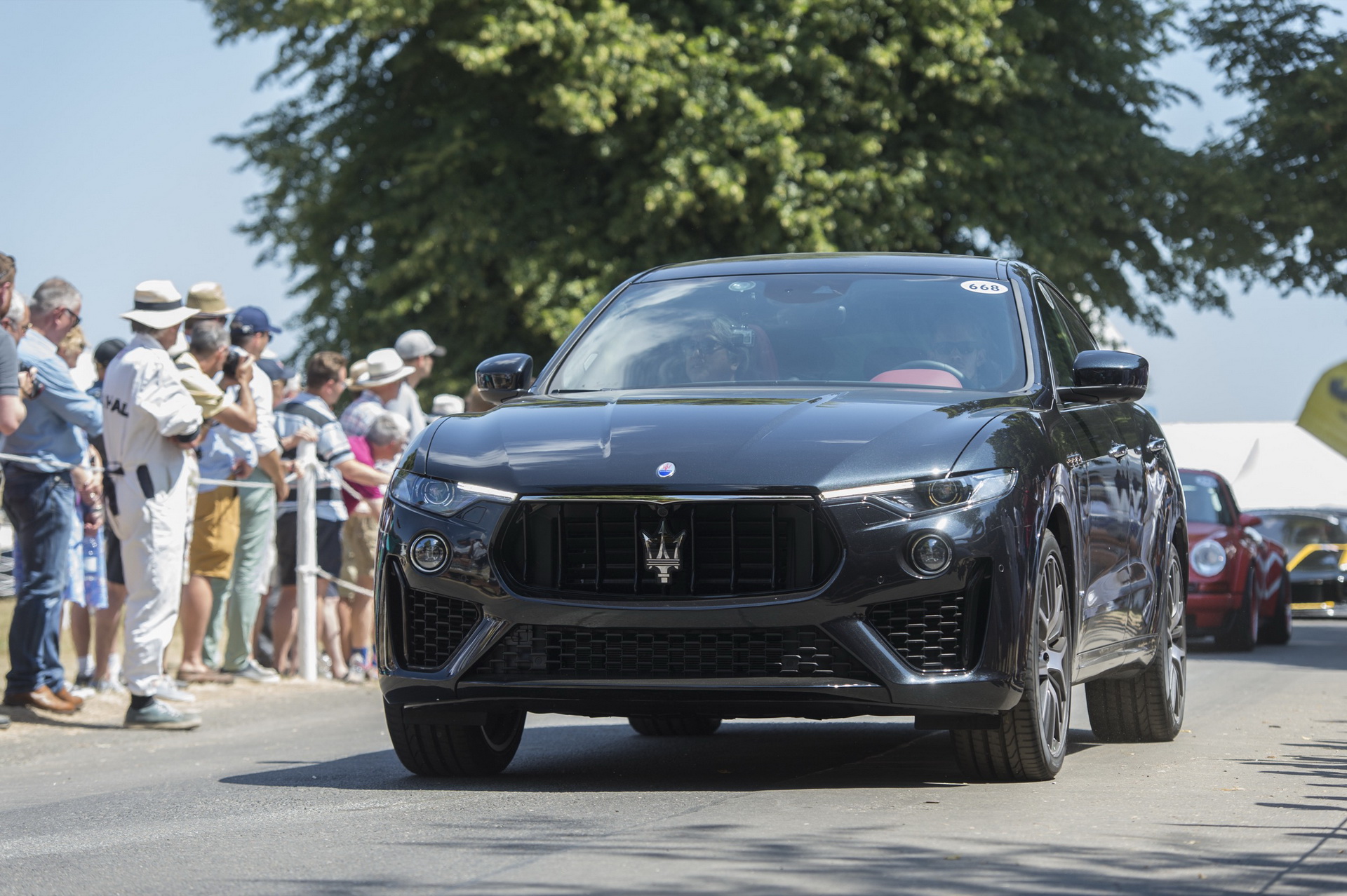 maserati-levante-v6-petrol-uk-7 Maserati Levante Gets 350 HP V6 Petrol In UK, From £61,425