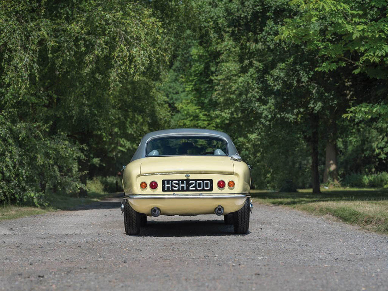 jim-clark-lotus-elite-10 This 1962 Elite Super 95 Was How Lotus Paid F1 Legend Jim Clark