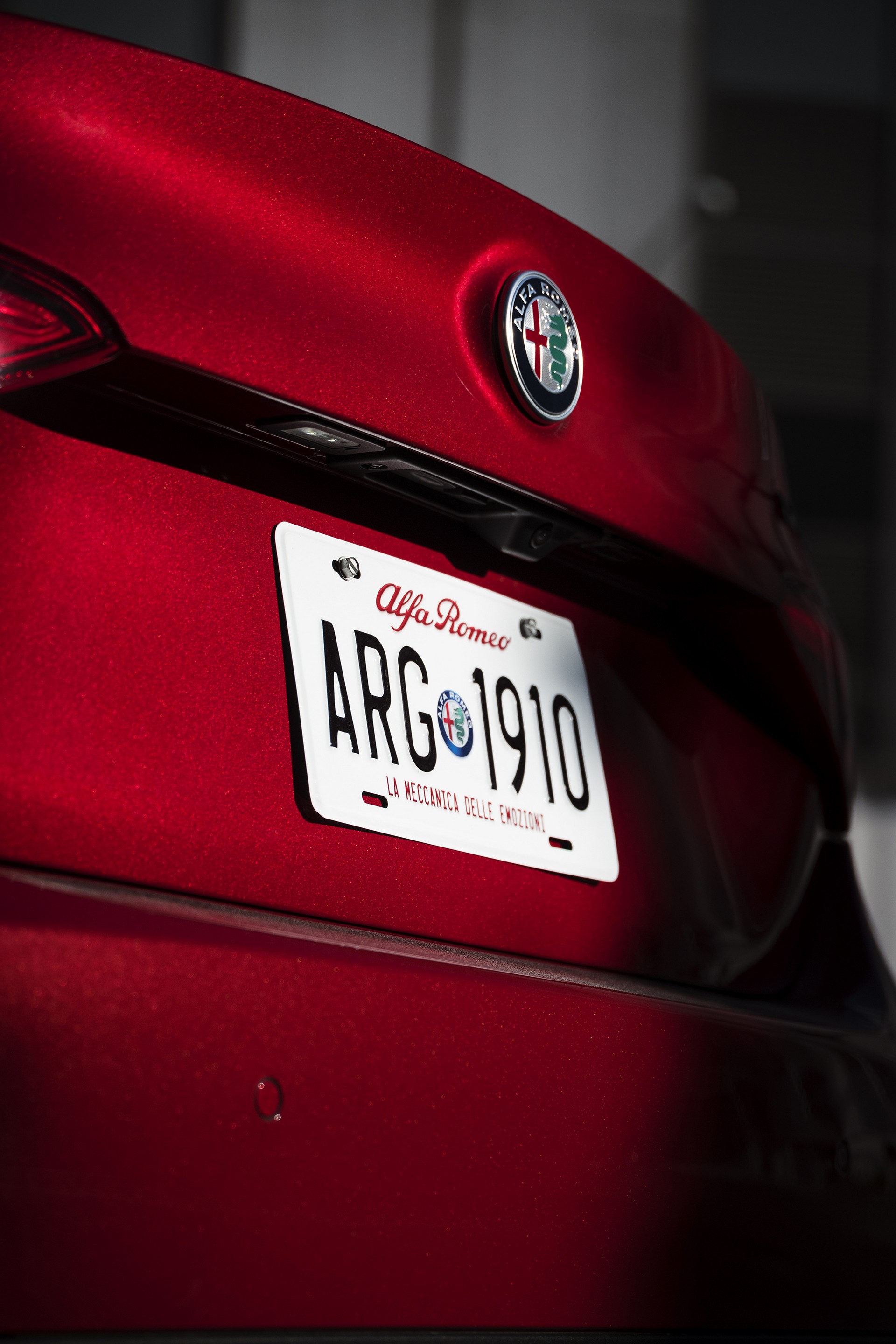 2019-Alfa-Romeo-Giulia-120 2019 Alfa Romeo Giulia Gains New Styling Packages, Additional Equipment