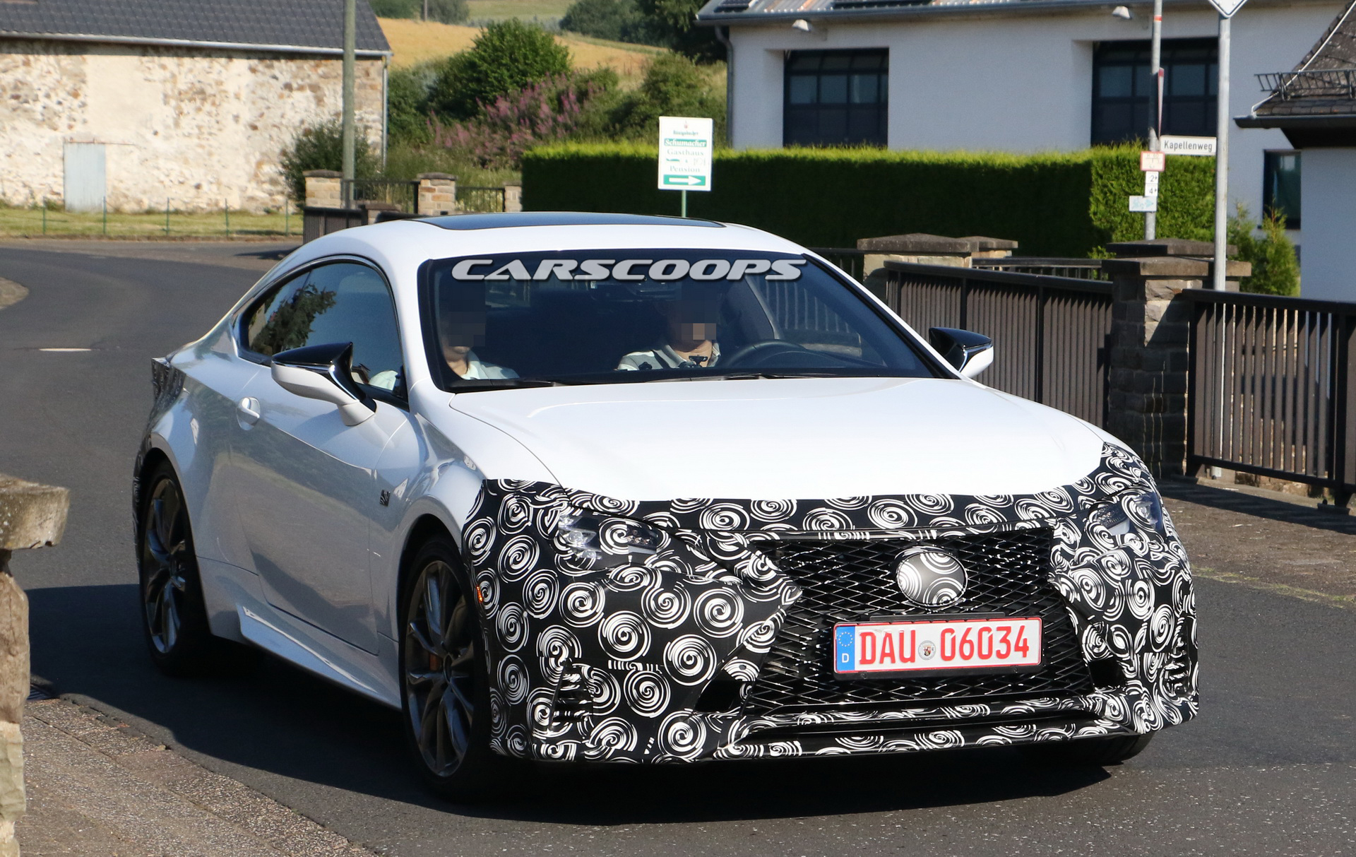 Lexus-RC-facelift-1 2019 Lexus RC Facelift Will Actually Fix One Of Its Most Controversial Points