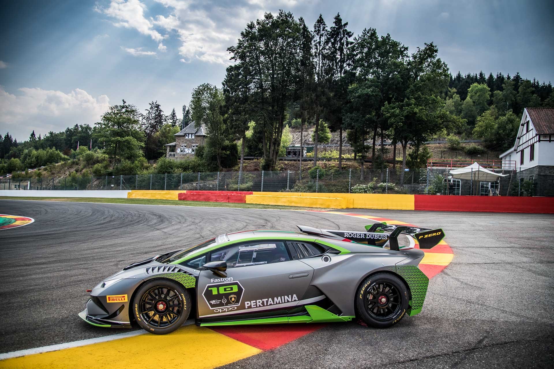 Lamborghini Huracan Super Trofeo Evo 10th Edition-6 Lamborghini Huracan Super Trofeo Evo 10th Edition Is A Special Edition For The Track