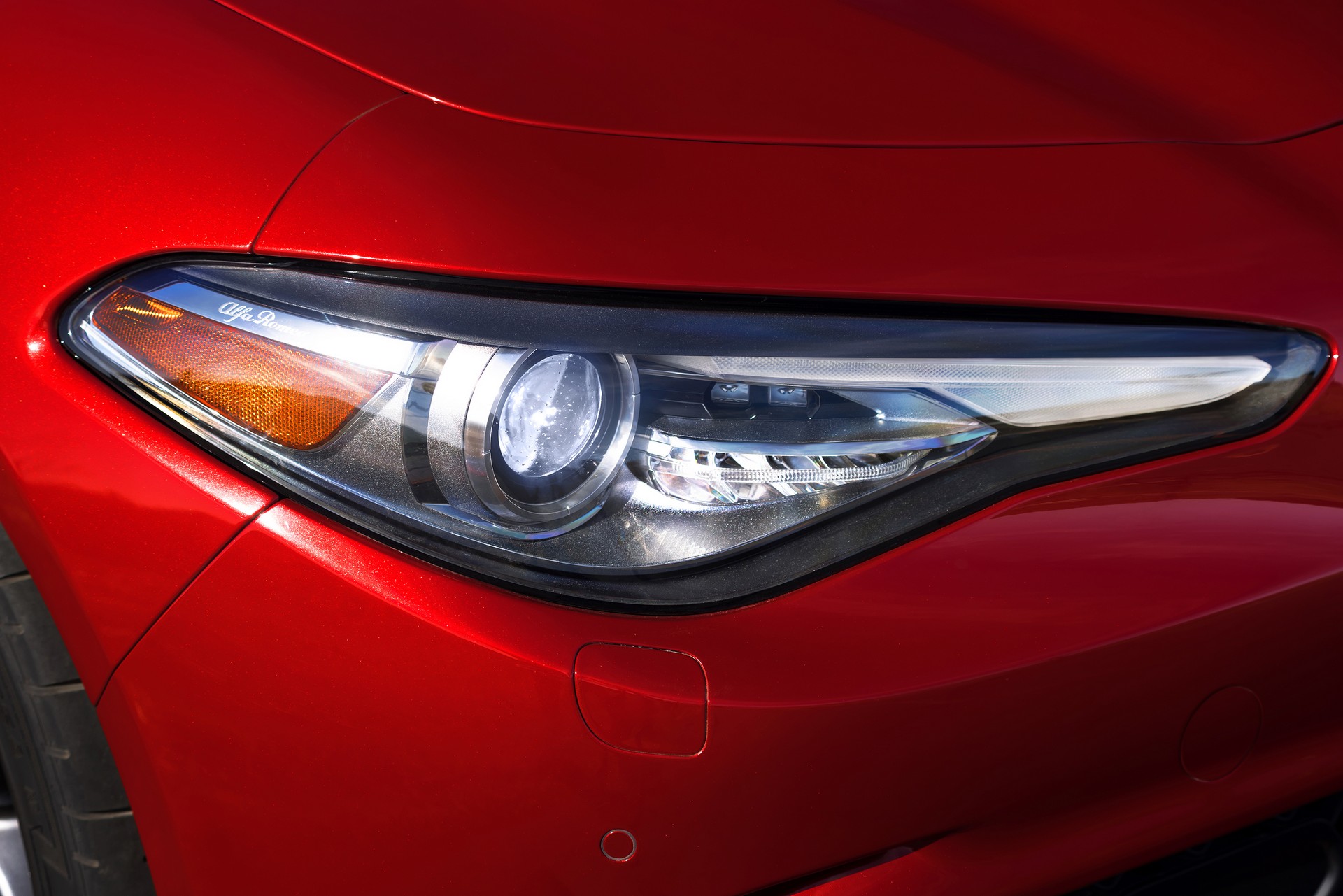 2019-Alfa-Romeo-Giulia-84 2019 Alfa Romeo Giulia Gains New Styling Packages, Additional Equipment