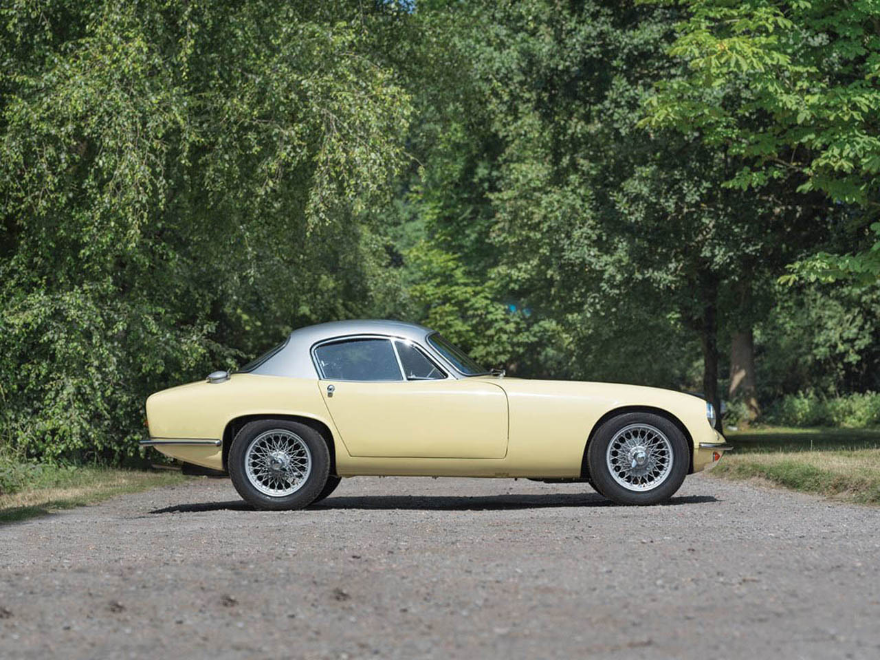 jim-clark-lotus-elite-19 This 1962 Elite Super 95 Was How Lotus Paid F1 Legend Jim Clark