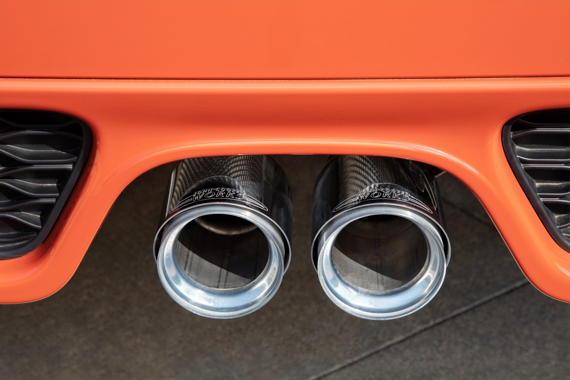 MINI-JCW-Orange-Editon-10 MINI John Cooper Works Hardtop International Orange Edition Has Ridiculous Name, Matching Price Tag