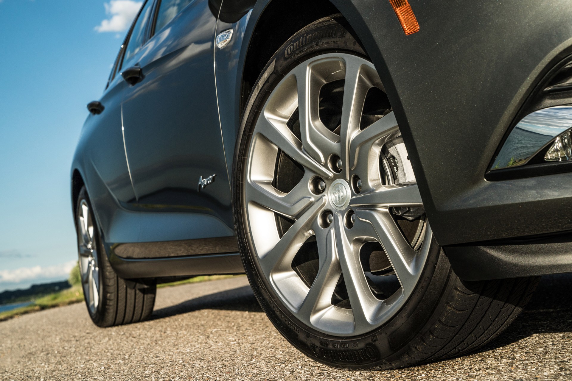 Buick Regal Avenir-16 2019 Buick Regal Avenir Debuts With Upscale Styling And New Technology