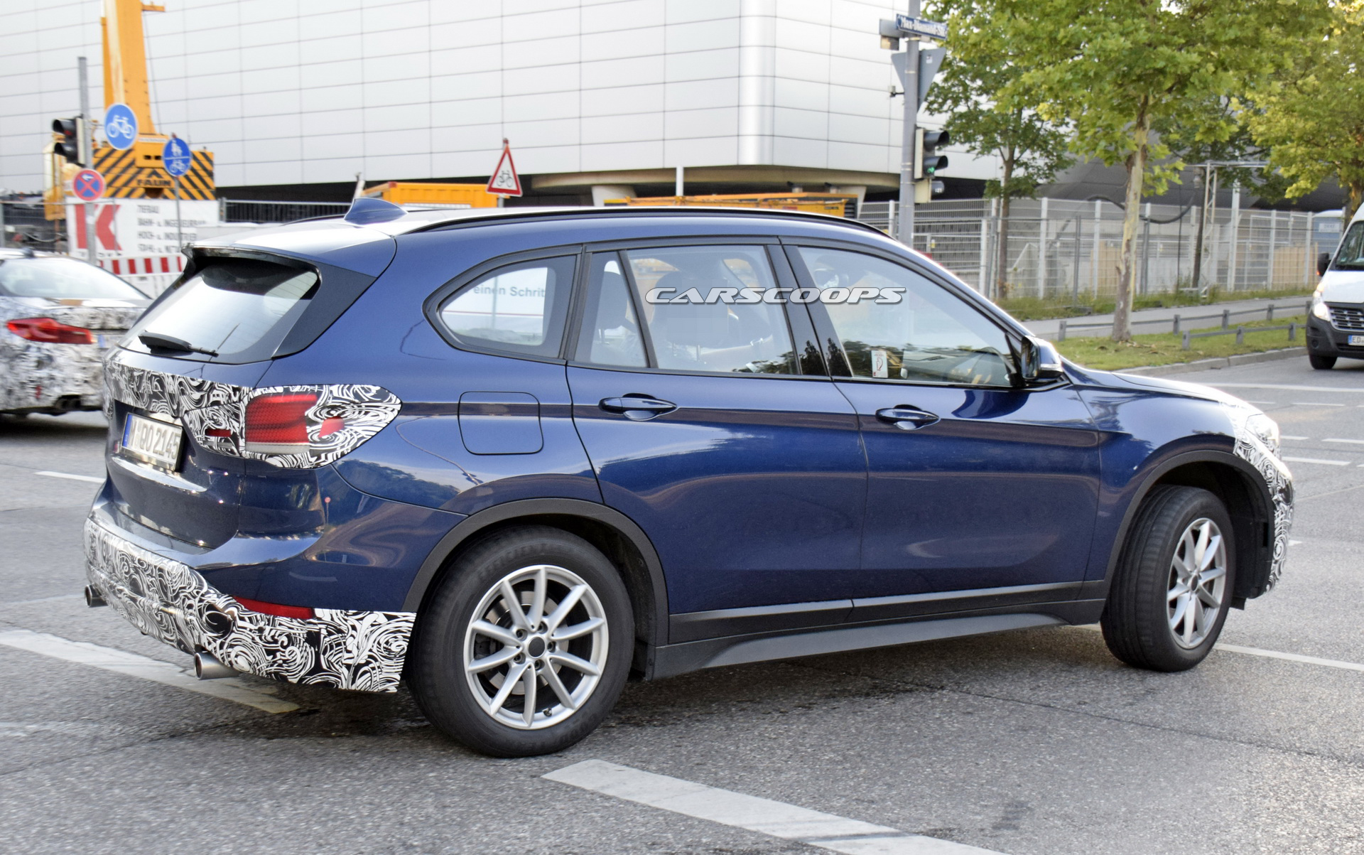 2019-bmw-x1-facelift-spy-shots-14 Updated 2019 BMW X1 Getting Ready For Audi’s All-New Q3