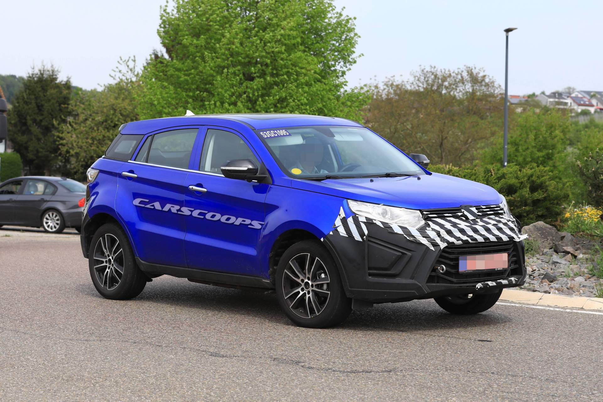 2019-Jiangling-Yusheng-S330-4 2019 Jiangling Yusheng S330 Is Yet Another (Horribly Named) Chinese Car Spied In Europe