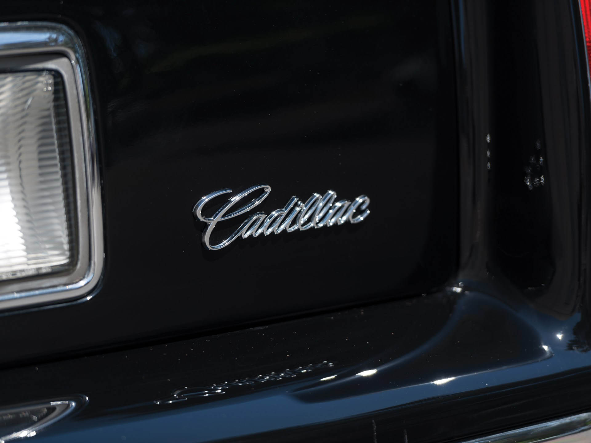 1999-Cadillac-Deville-Presidential-Limousine-08 This One Cadillac Isn’t Worth As Many Dead Presidents As You Might Think