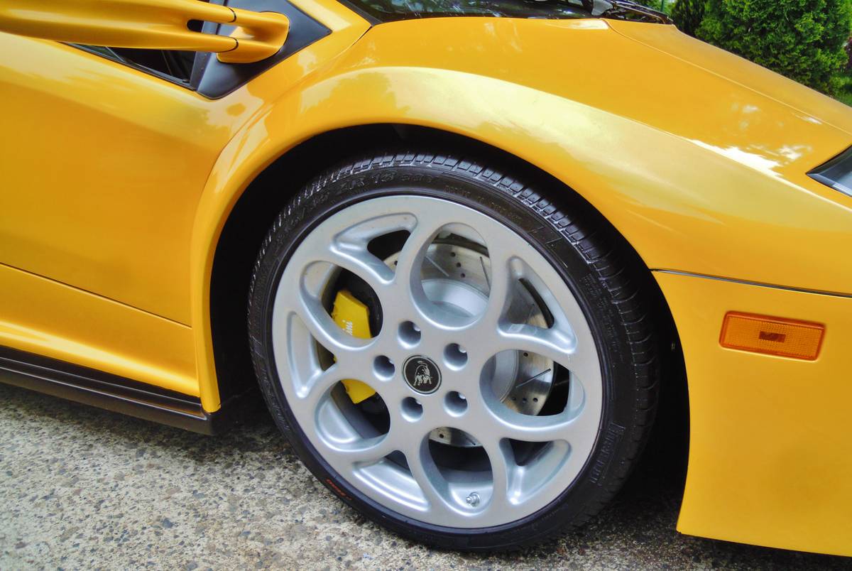 lamborghini-diablo-fake-craigslist-15 A 2001 Lamborghini Diablo For $80,000? What’s The Catch?