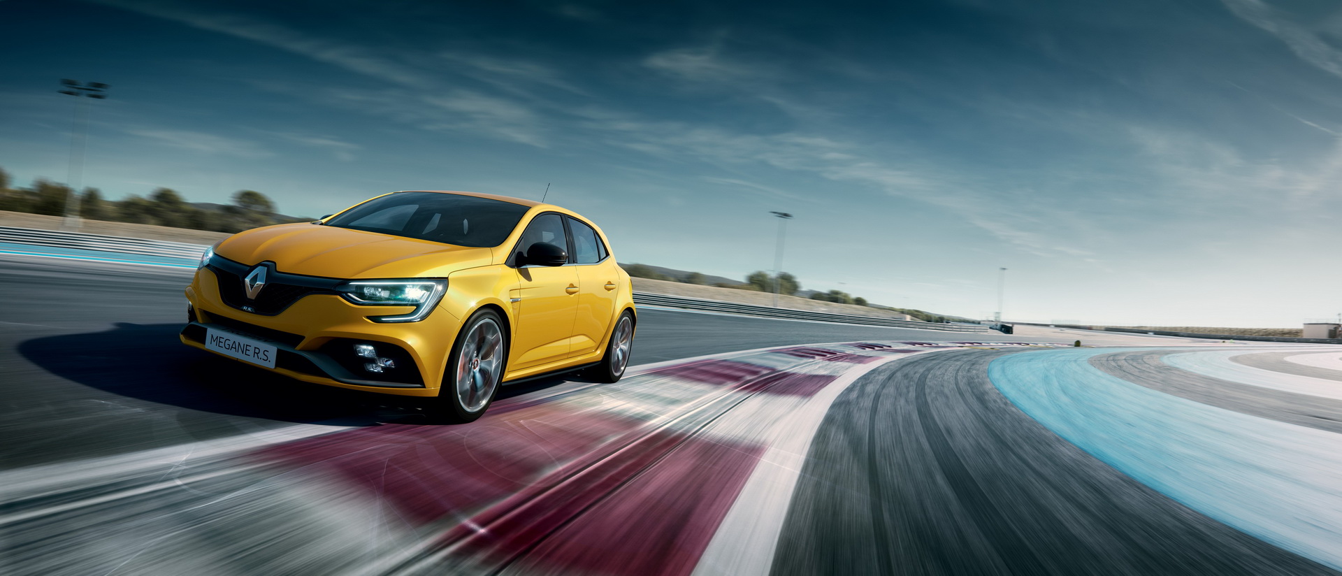 2019-renault-megane-rs-trophy-1 New Renault Megane RS Trophy With 296HP Is The Most Potent And Extreme Version Yet