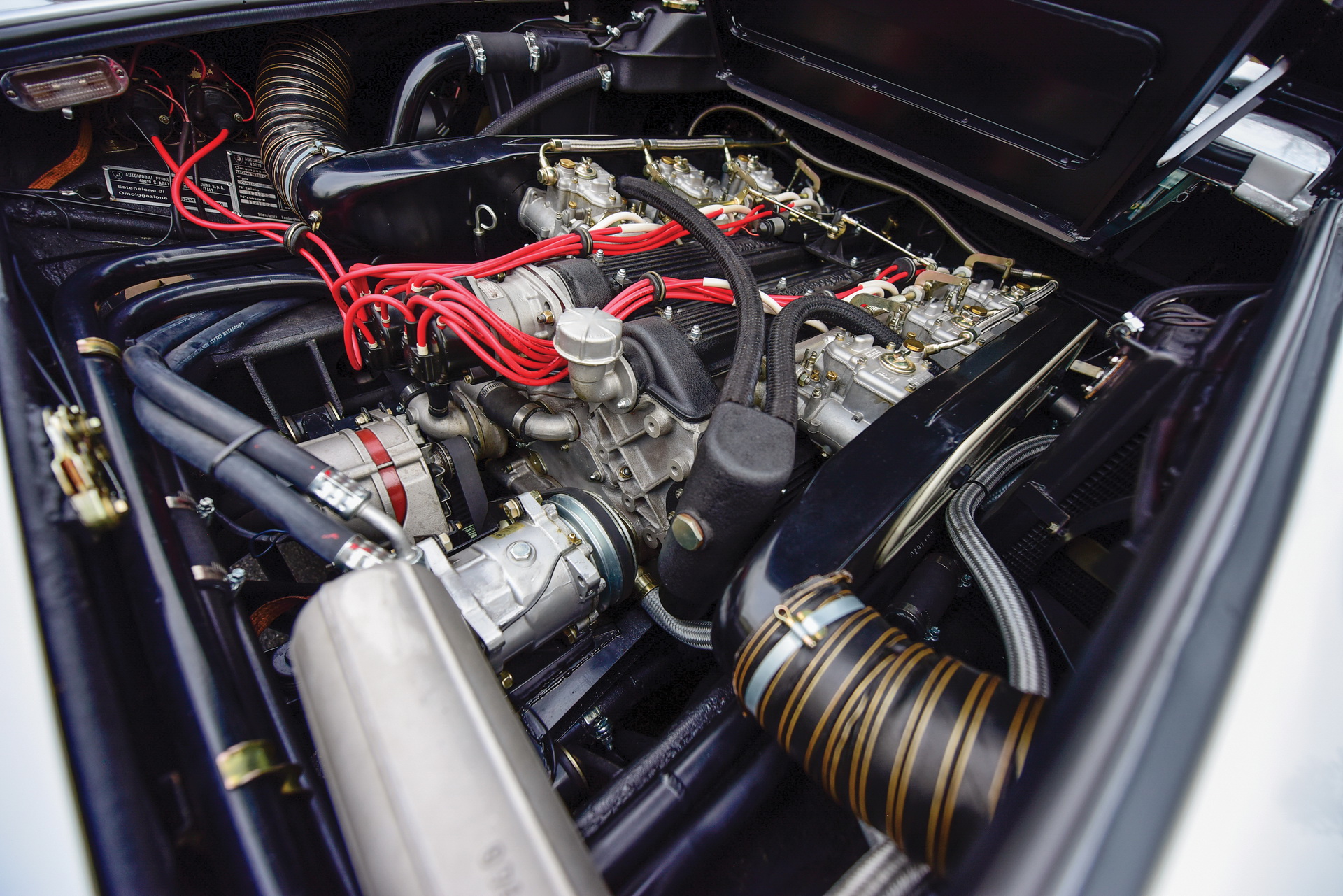 lamborghini-countach-series-ii-21 Fully Restored Lamborghini Countach Series II Will Have You Craving Money