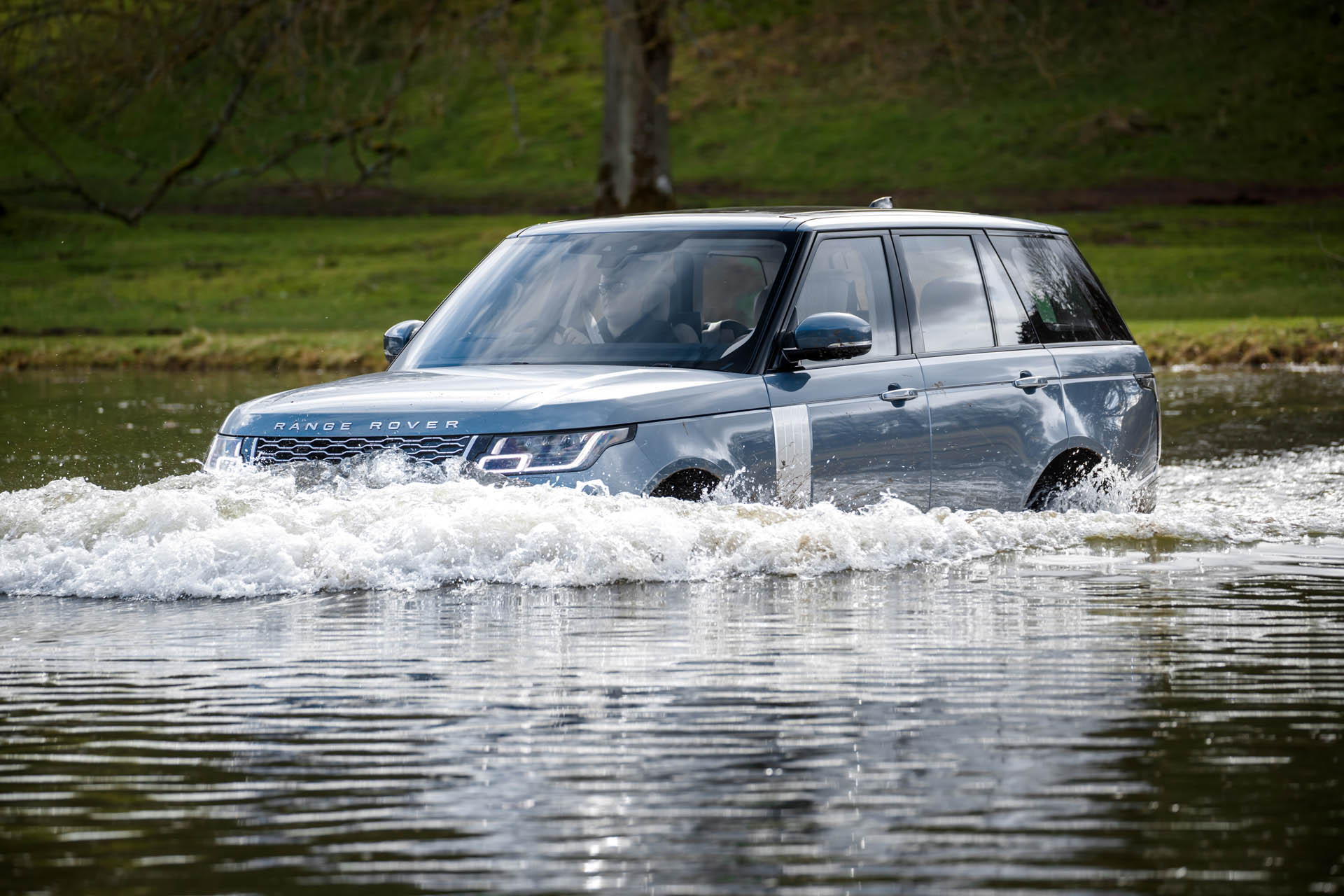 Range Rover PHEV Media Drive, March 2018 Range Rover Gets A More Potent Twin-Turbo Diesel For 2019