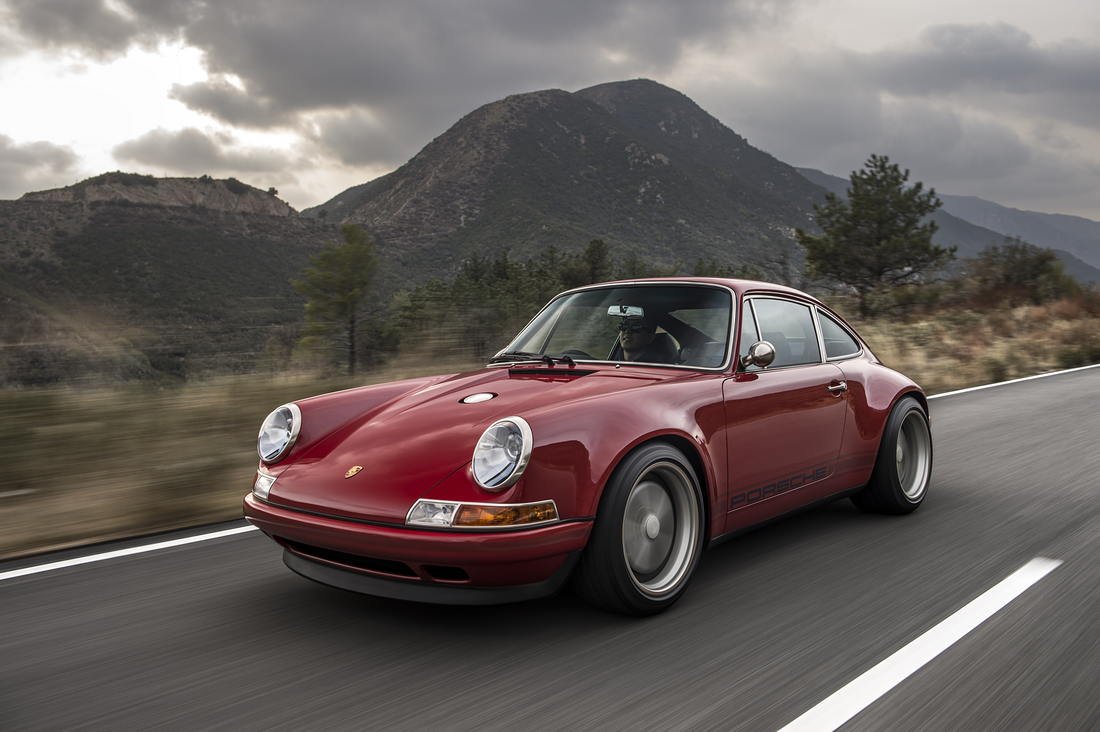 01-singer-911-london-1100x732 Start Your Week Off Right With 100+ Photos Of Singer Porsche Porn