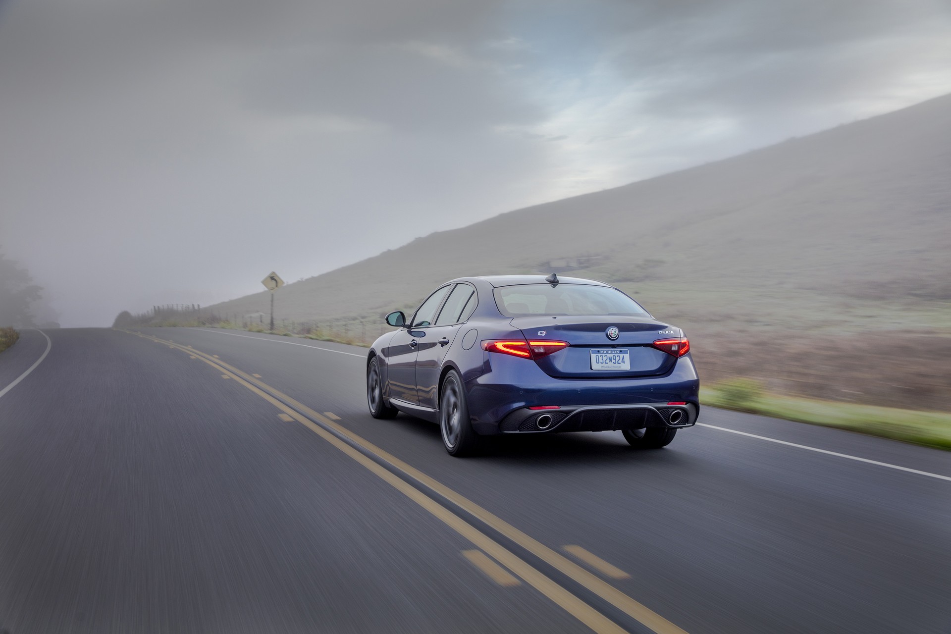 2019-Alfa-Romeo-Giulia-13 2019 Alfa Romeo Giulia Gains New Styling Packages, Additional Equipment