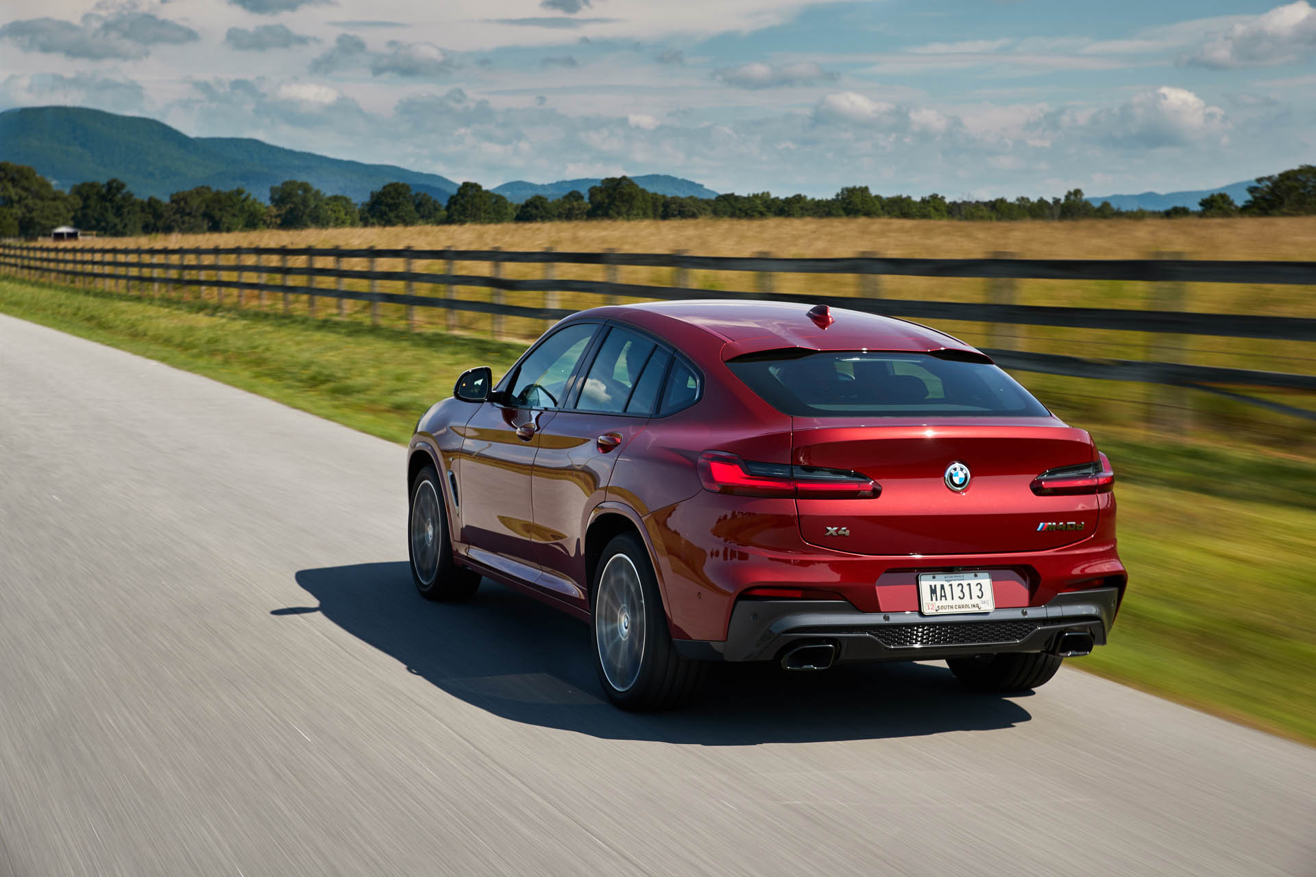 New BMW X4: Check Out All The Details In 245 Images
