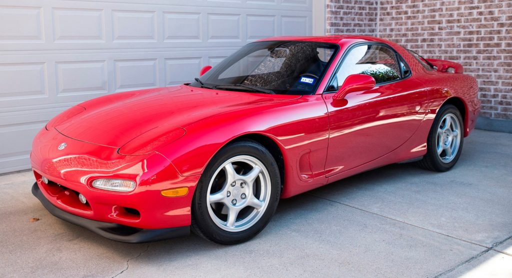 This Is What A Pristine Mazda Rx 7 Fd With 9 500 Miles Looks