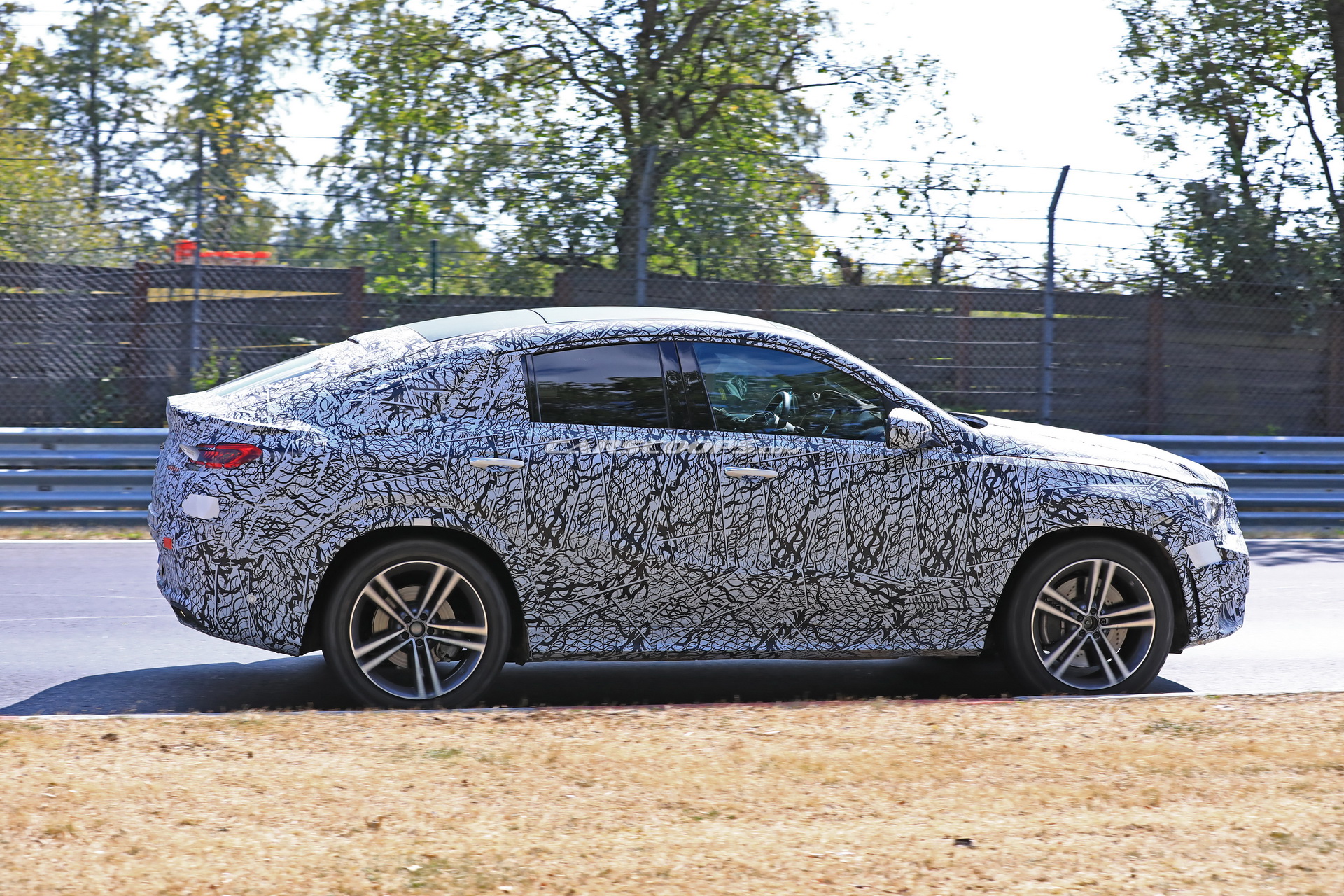 2019 Mercedes-Benz GLE Coupe-16 2020 Mercedes GLE Coupe Teased Ahead Of August 28th Debut