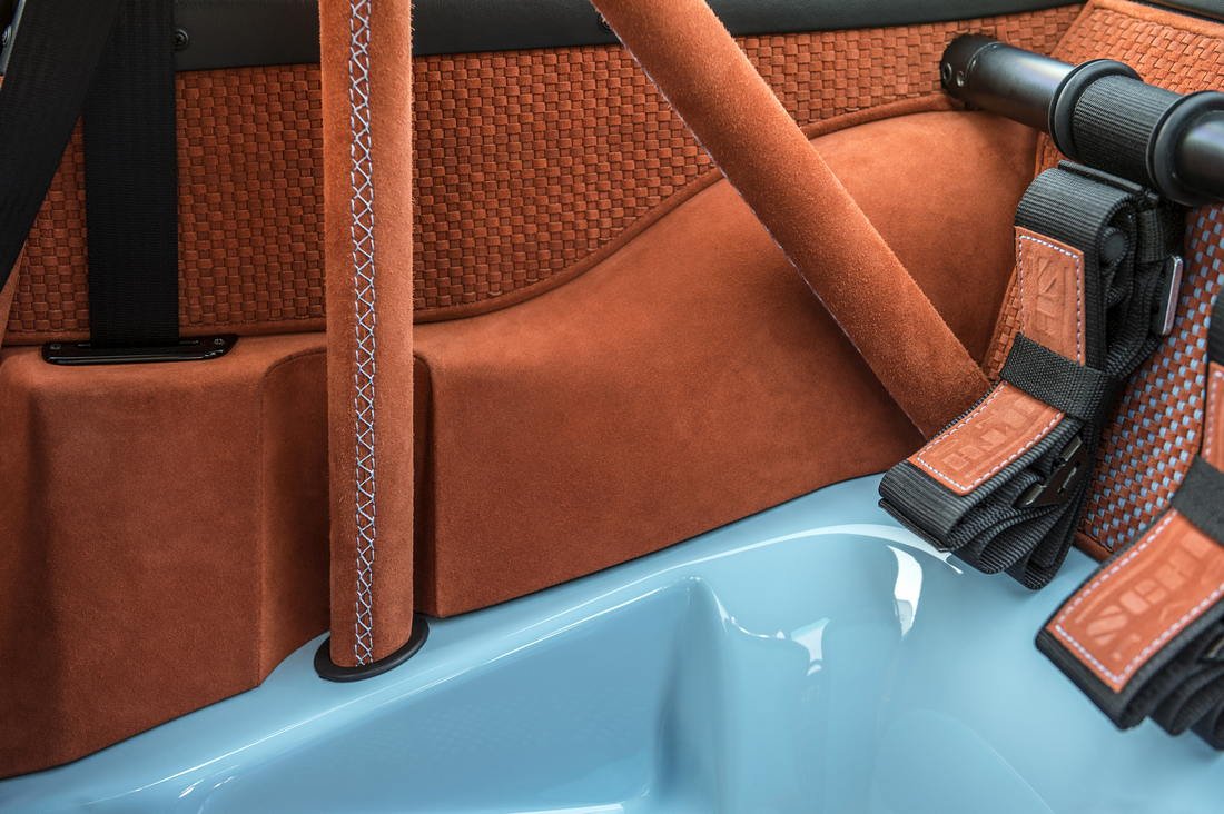 35-singer-911-puerto-rico-1100x732 Start Your Week Off Right With 100+ Photos Of Singer Porsche Porn