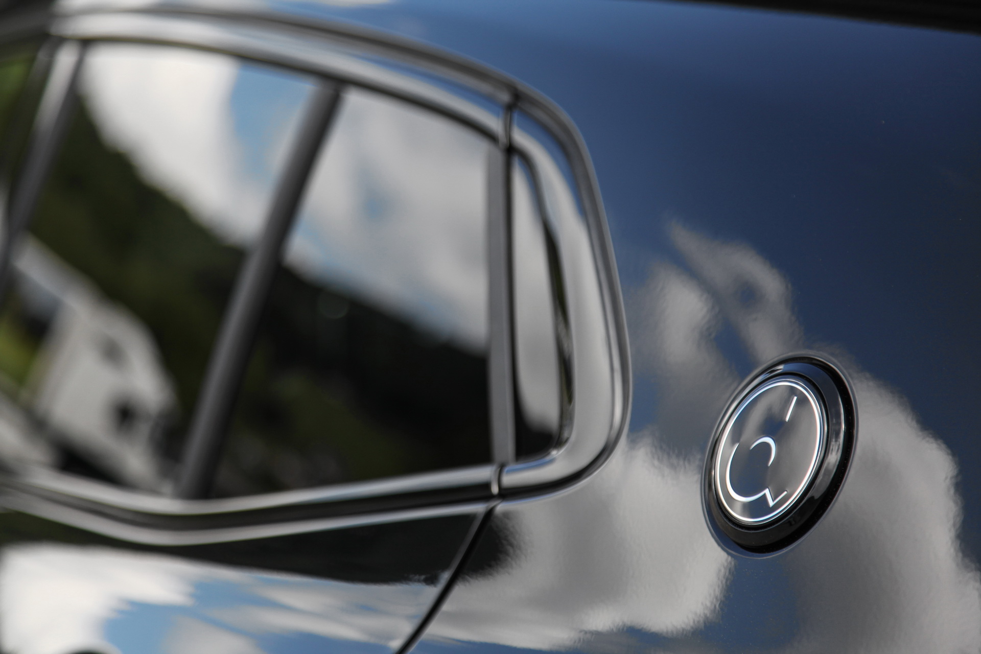 bmw-x2-dahler-tuning-21 Dahler Gives The BMW X2 Modest Power Upgrades, Oversized Wheels