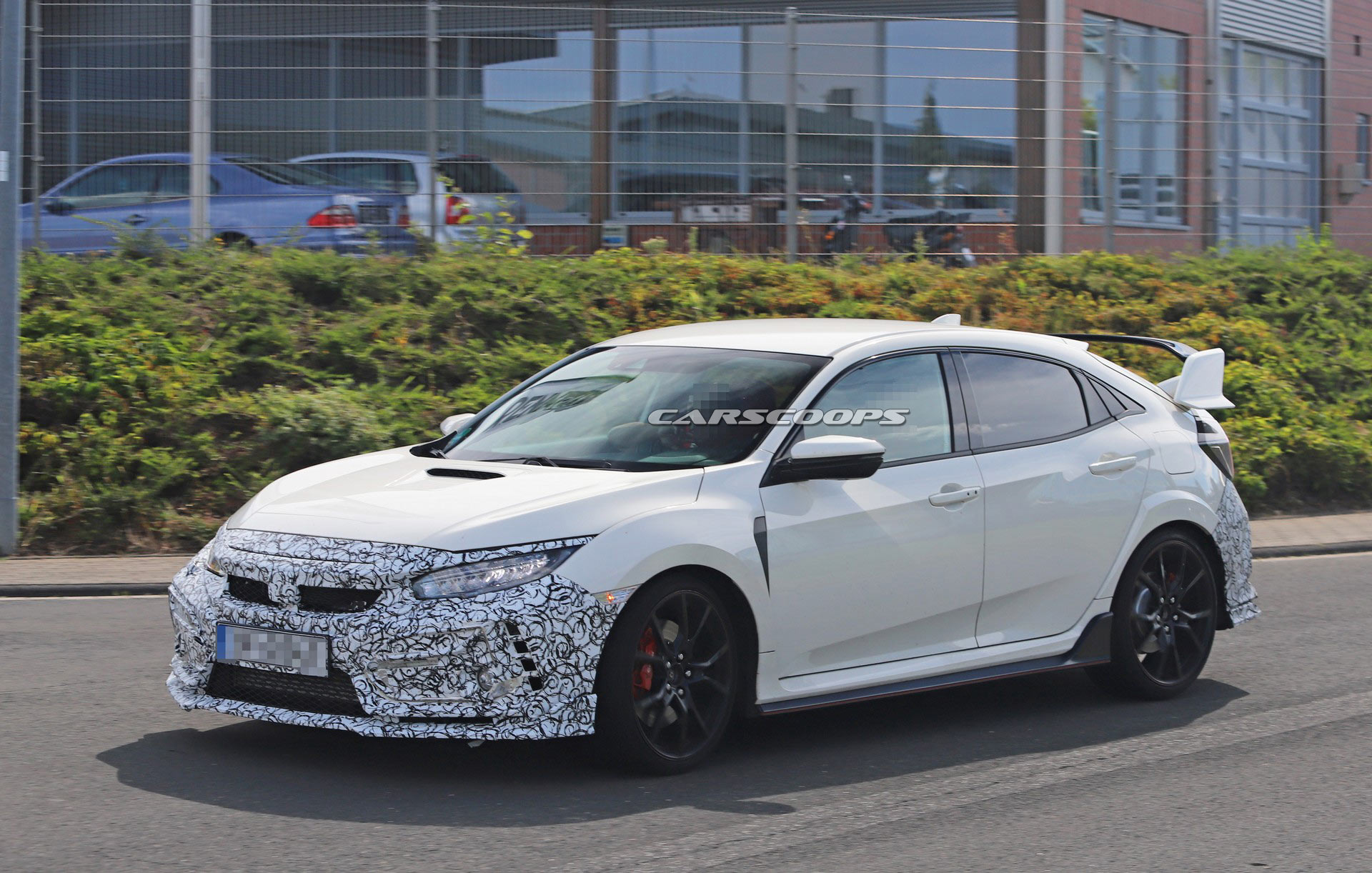 Honda-Civic-Type-R-Facelift-25 2019 Honda Civic Type R Facelift Spied With New Bumpers And Both Small And Large Rear Wing